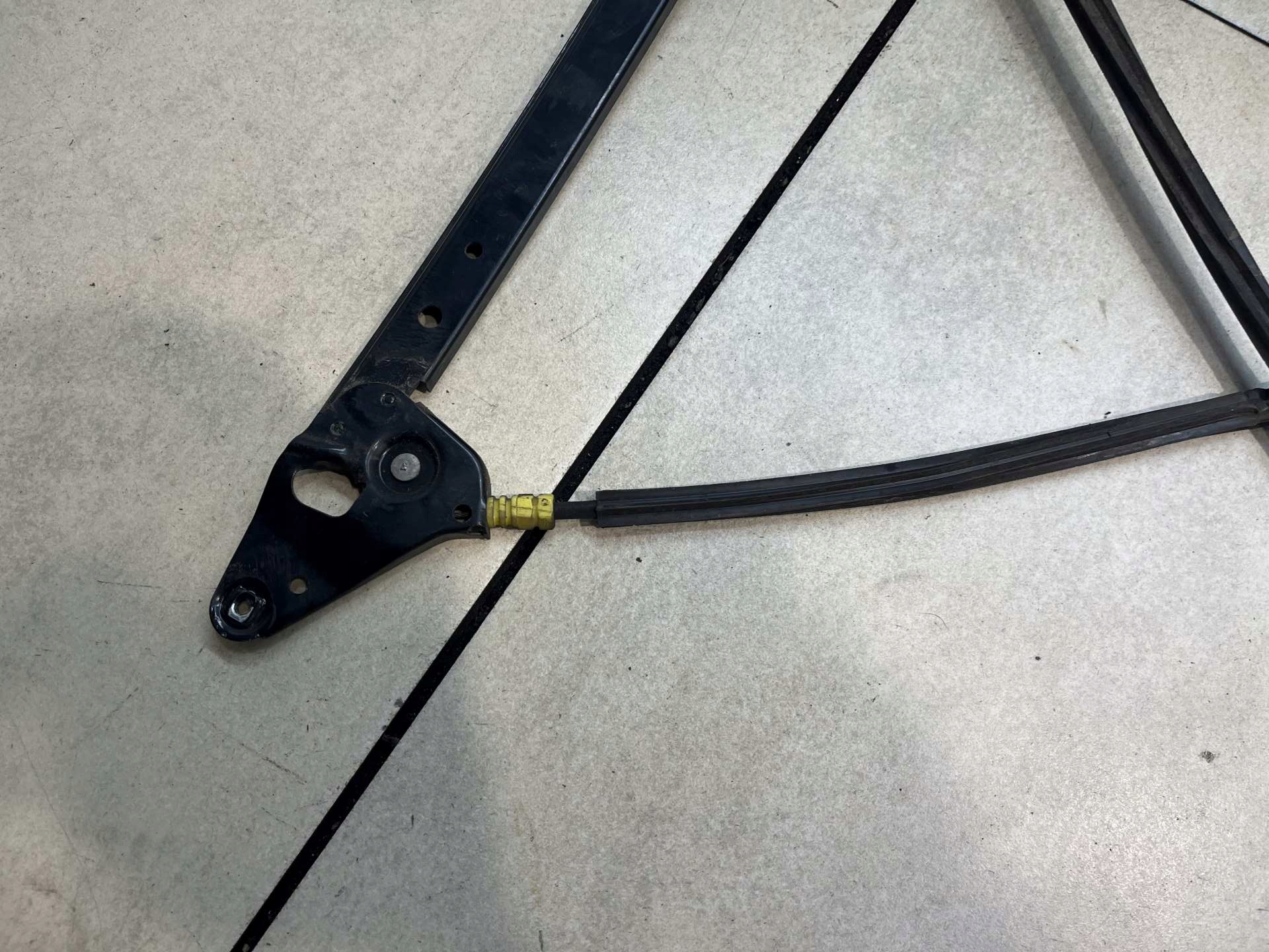 window regulator left rear part GALAXY 1.9 TDI FL TR37M3959811