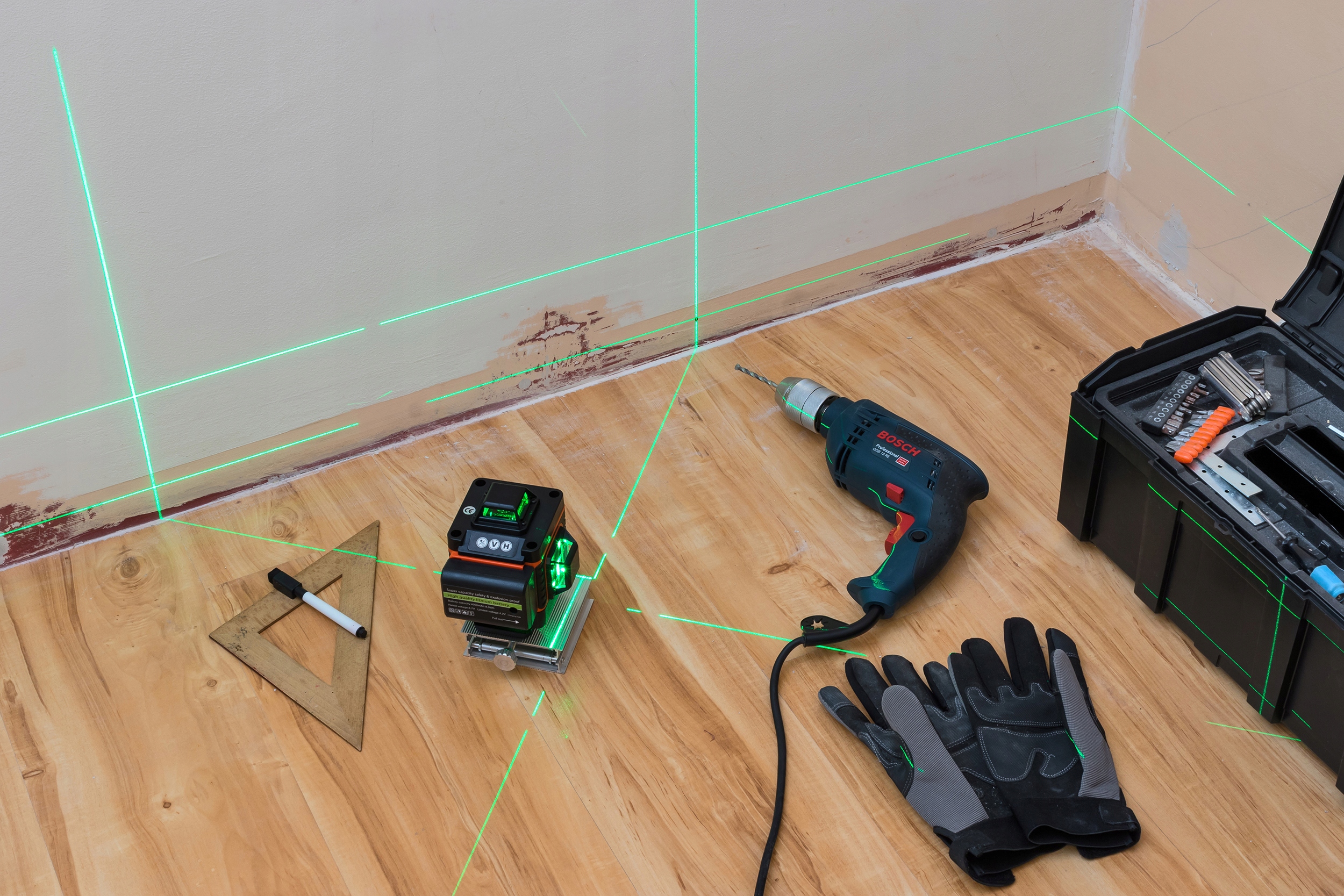 POZIOMICA LASEROWA 4D BLOKADA WAHADŁA + STATYW Kod producenta 4D-WWEFW