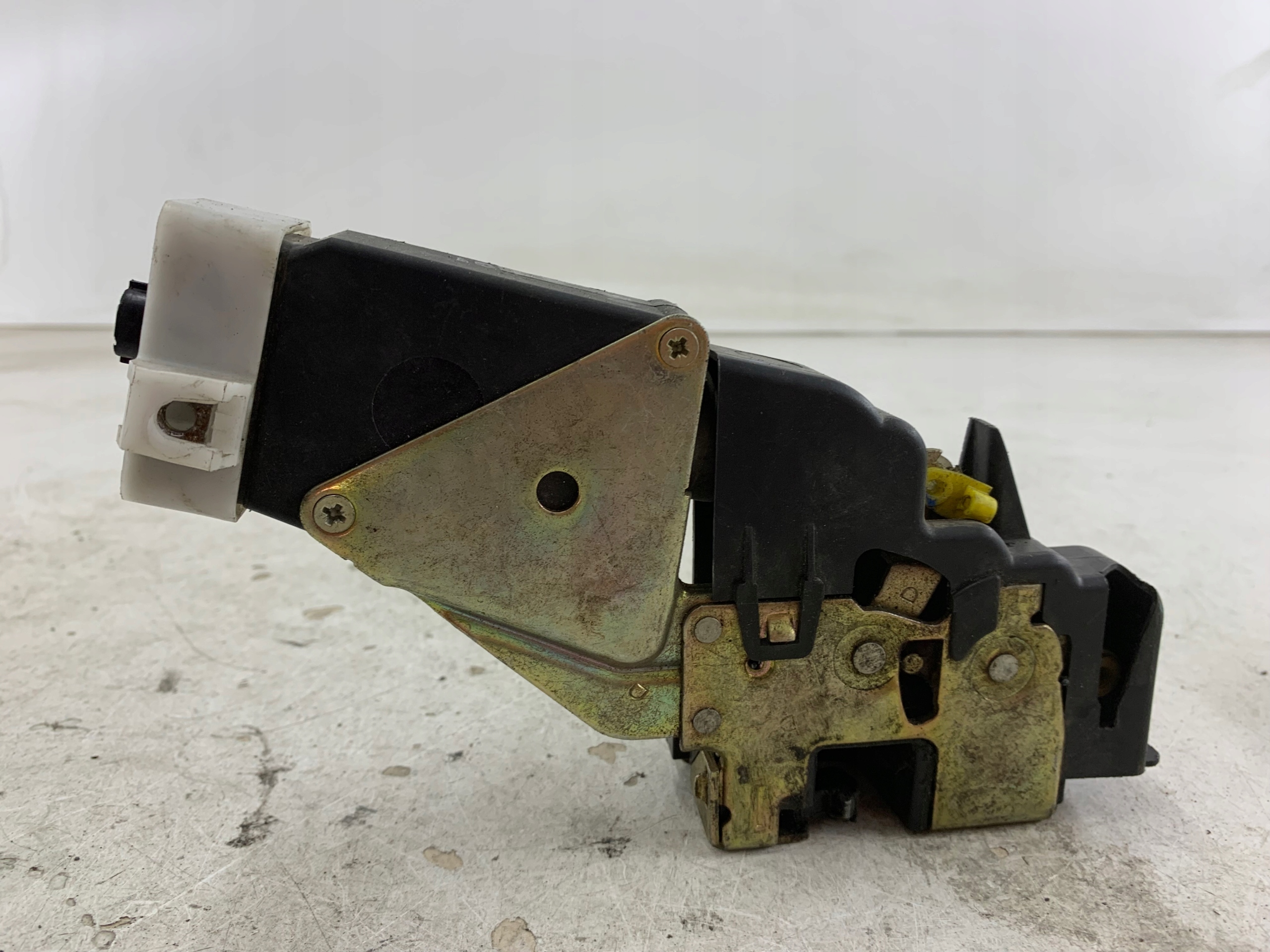 MITSUBISHI SPACE STAR and lock door right front