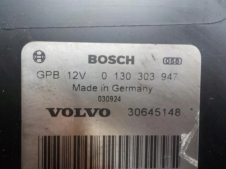 WENTYLATOR CHŁODNICY VOLVO S60 I 0130303947 Jakość części (zgodnie z GVO) O - oryginał z logo producenta pojazdu (OE)