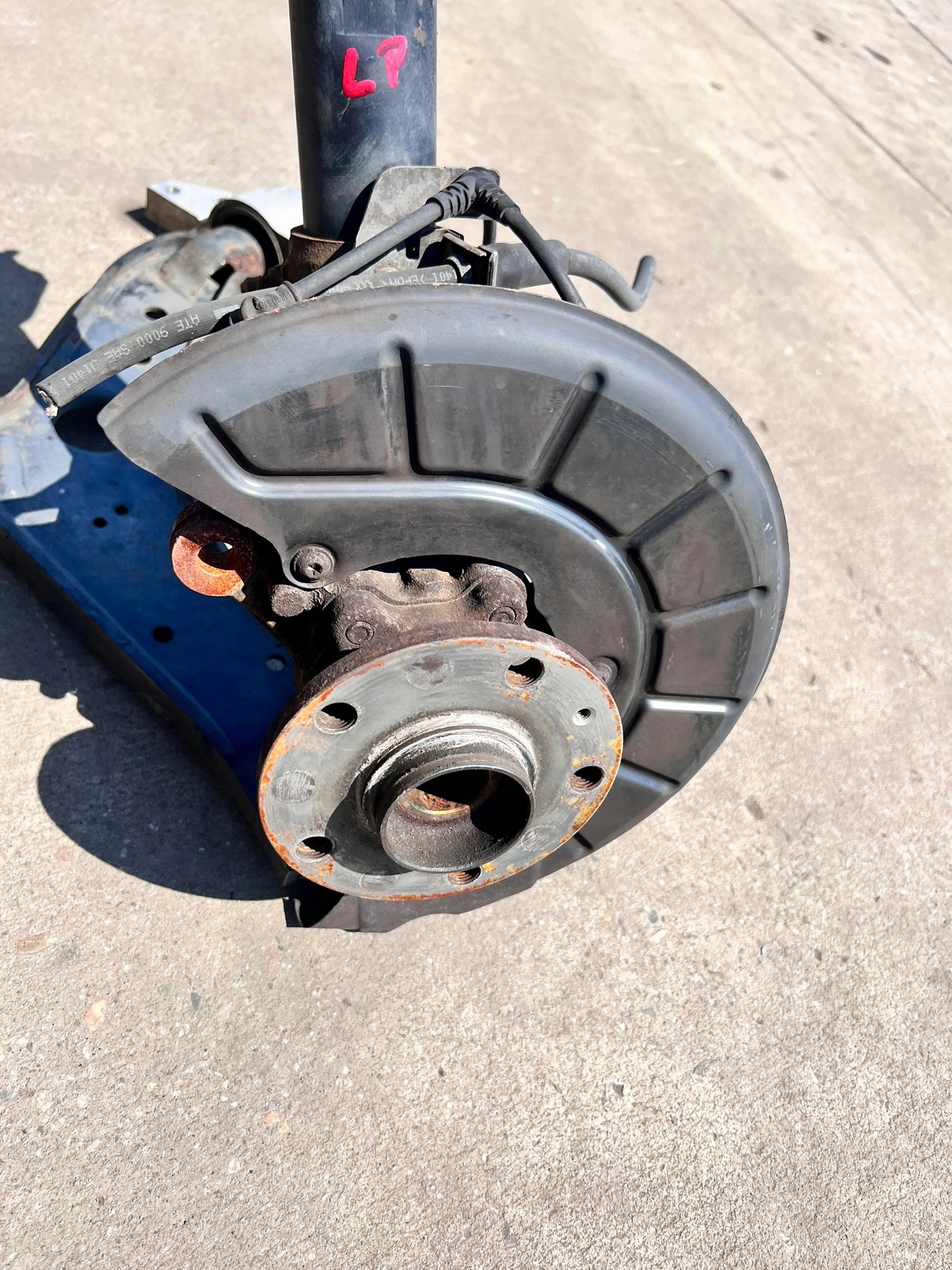 swing left front AUDI A3 VW SKODA 1T0413031DB original