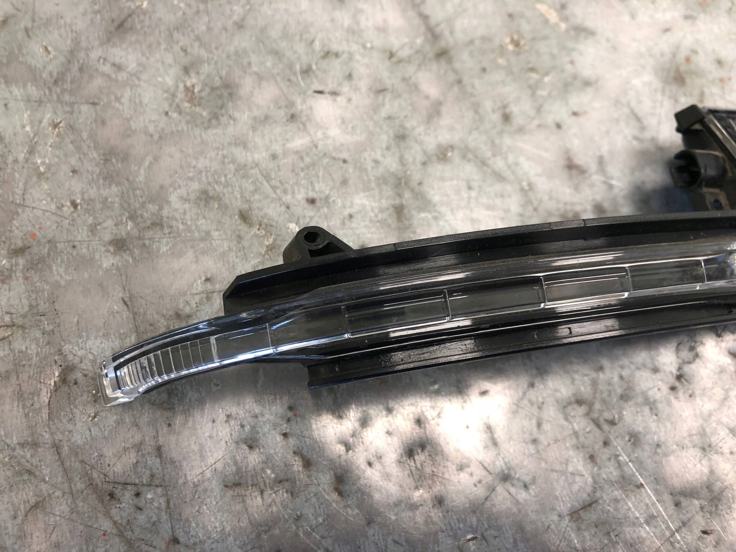 indicator mirrors right AUDI A4 B8 8K0949102E