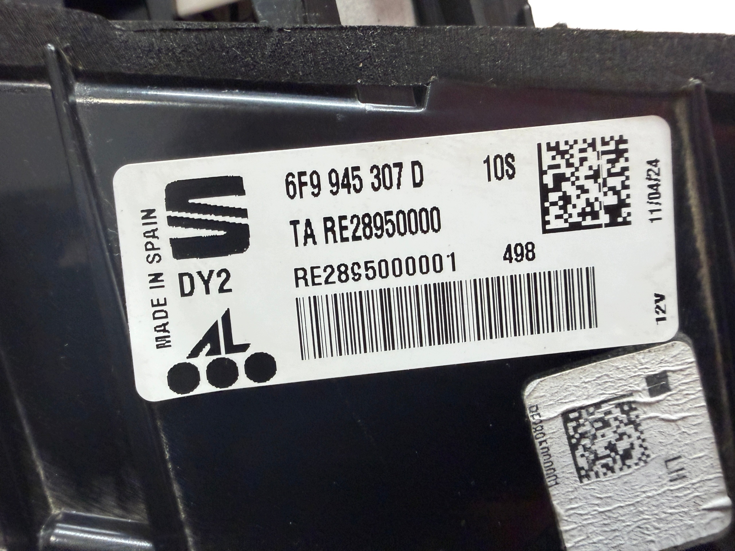 SEAT ARONA light left rear part LED 6F9945307B