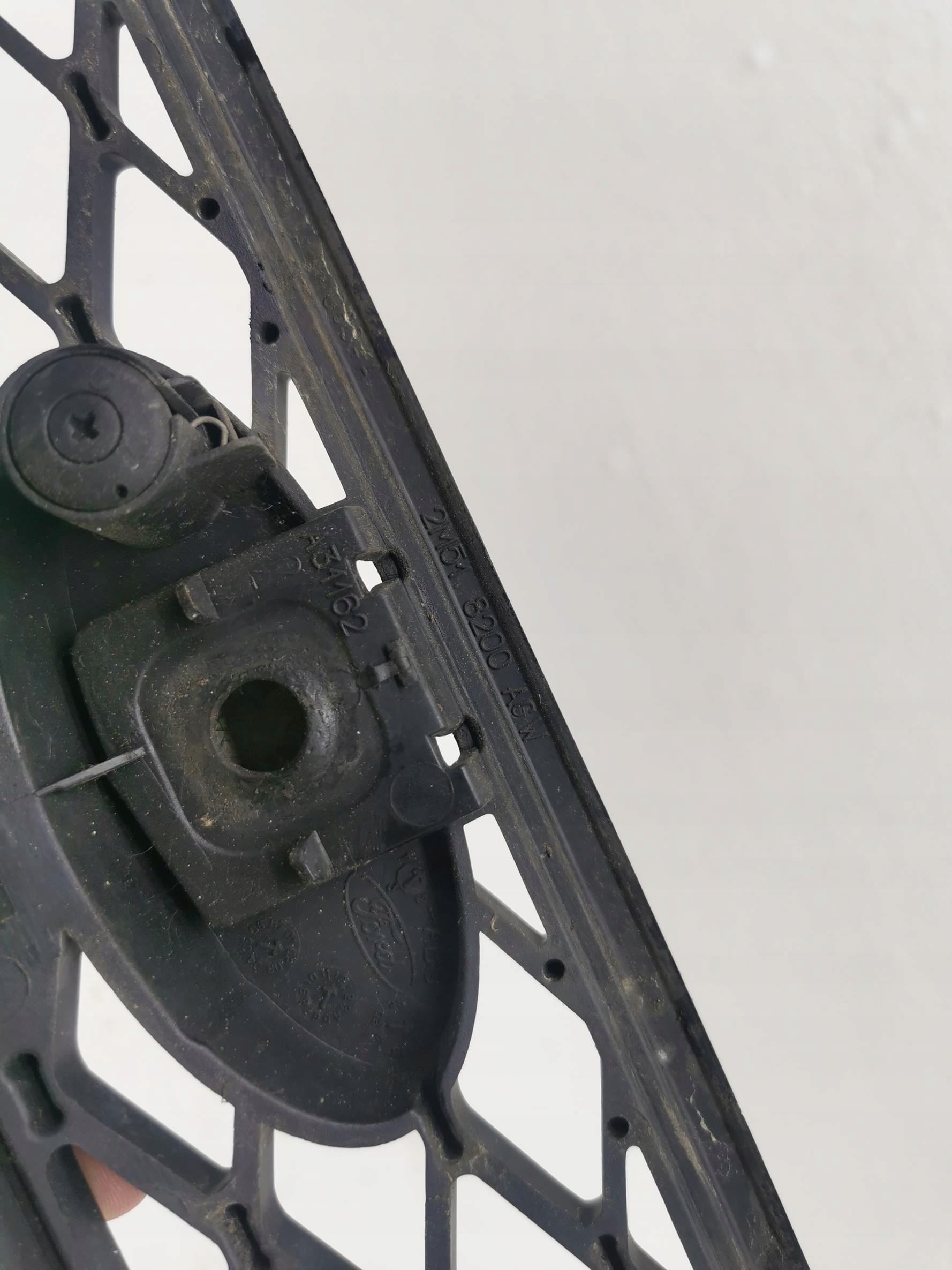 grid bonnets front FORD FOCUS MK1 LIFT 01-04 2M518200AG