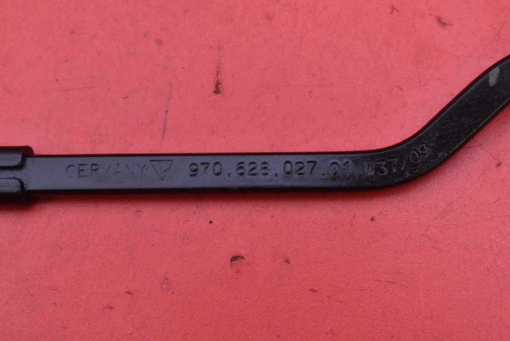 wiper arm front EU 97062802900 PORSCHE PANAMERA 970 09-13