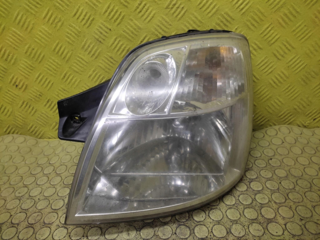 KIA PICANTO and REFLEKTOR light left front
