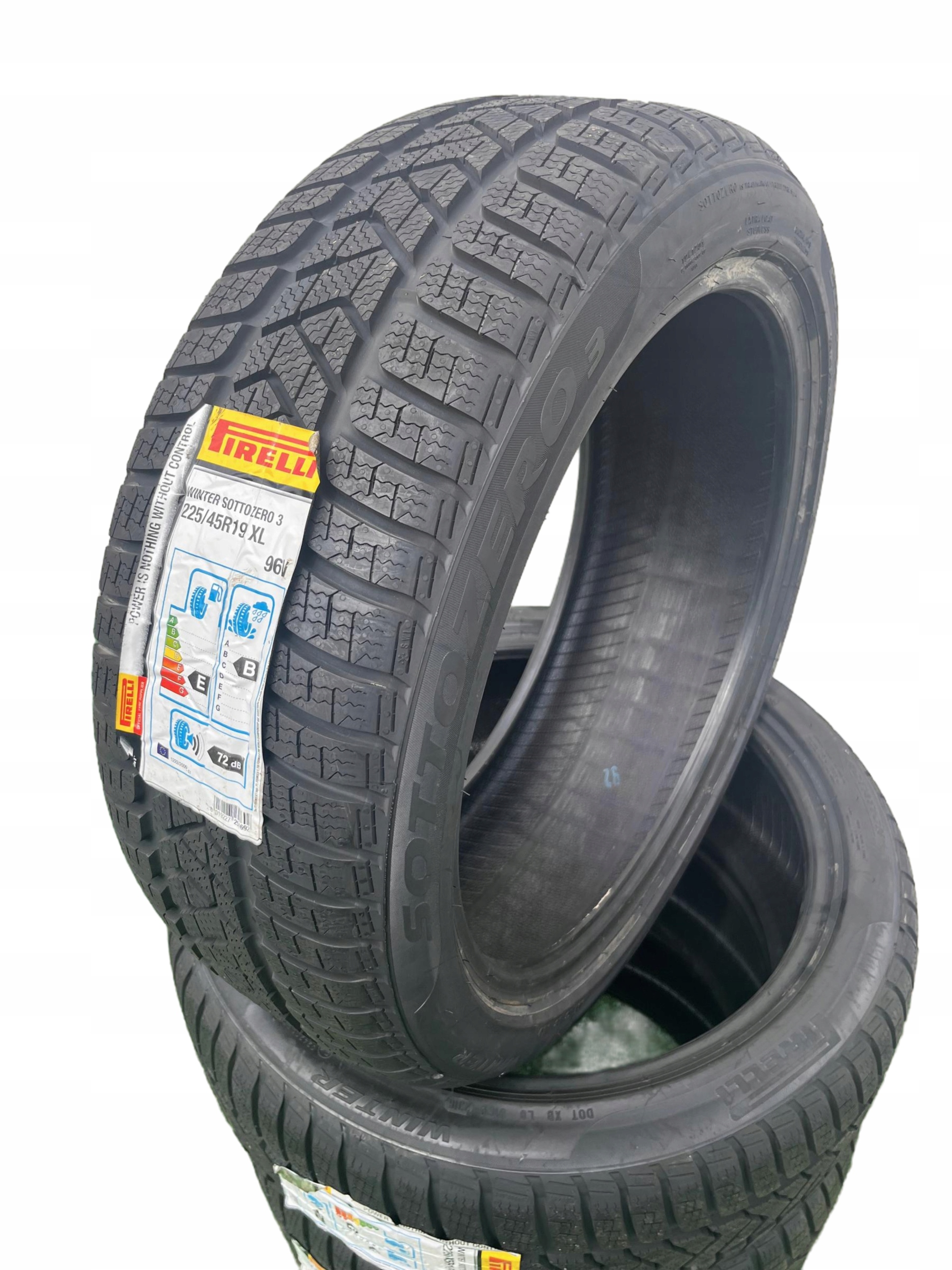 225/45R19 opona zimowa Pirelli Winter Sottozero 3 NOWE 225/45/19 Sezon zimowe