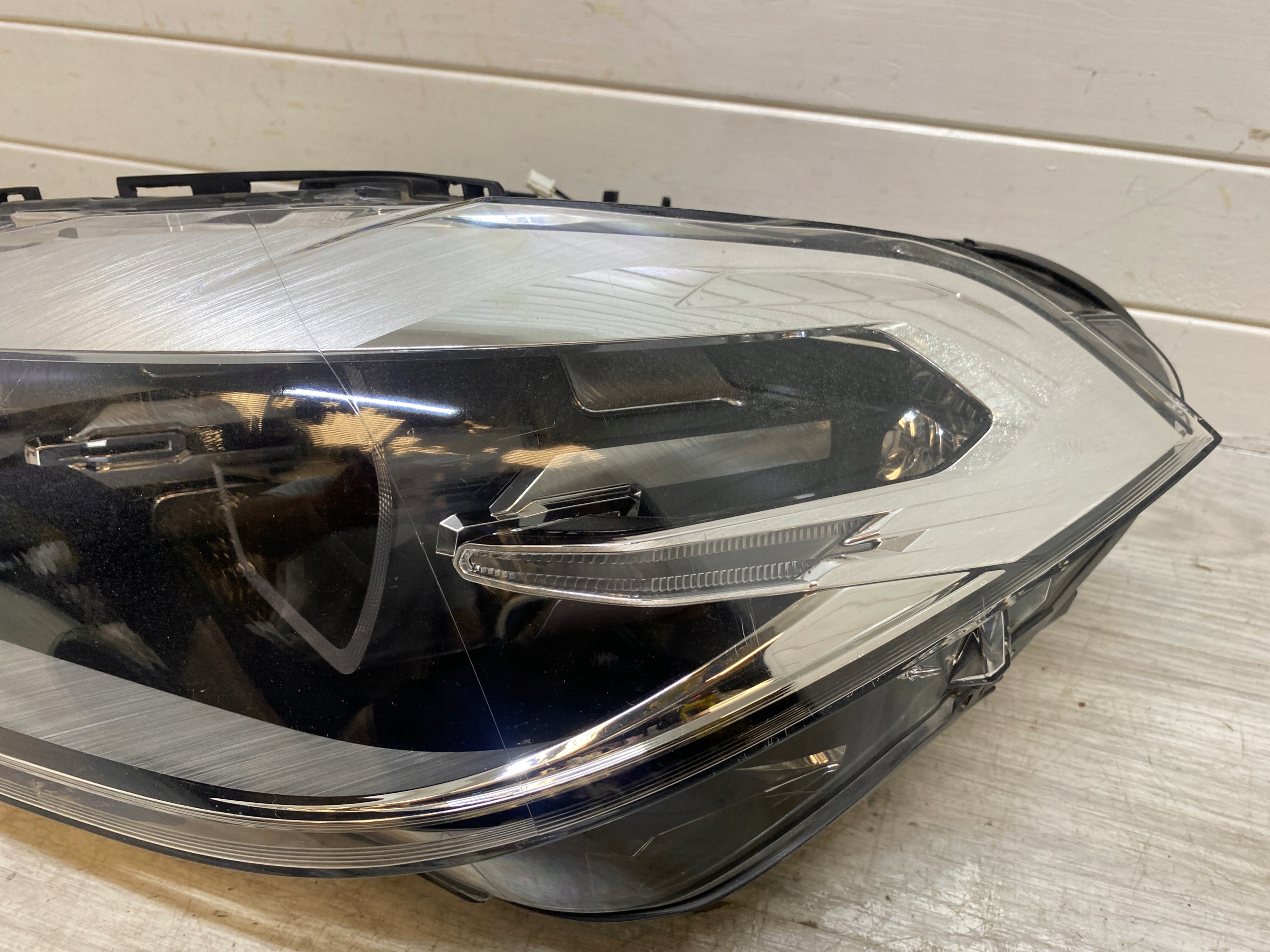 light front front left BMW X2 F39 FULL LED 8738185