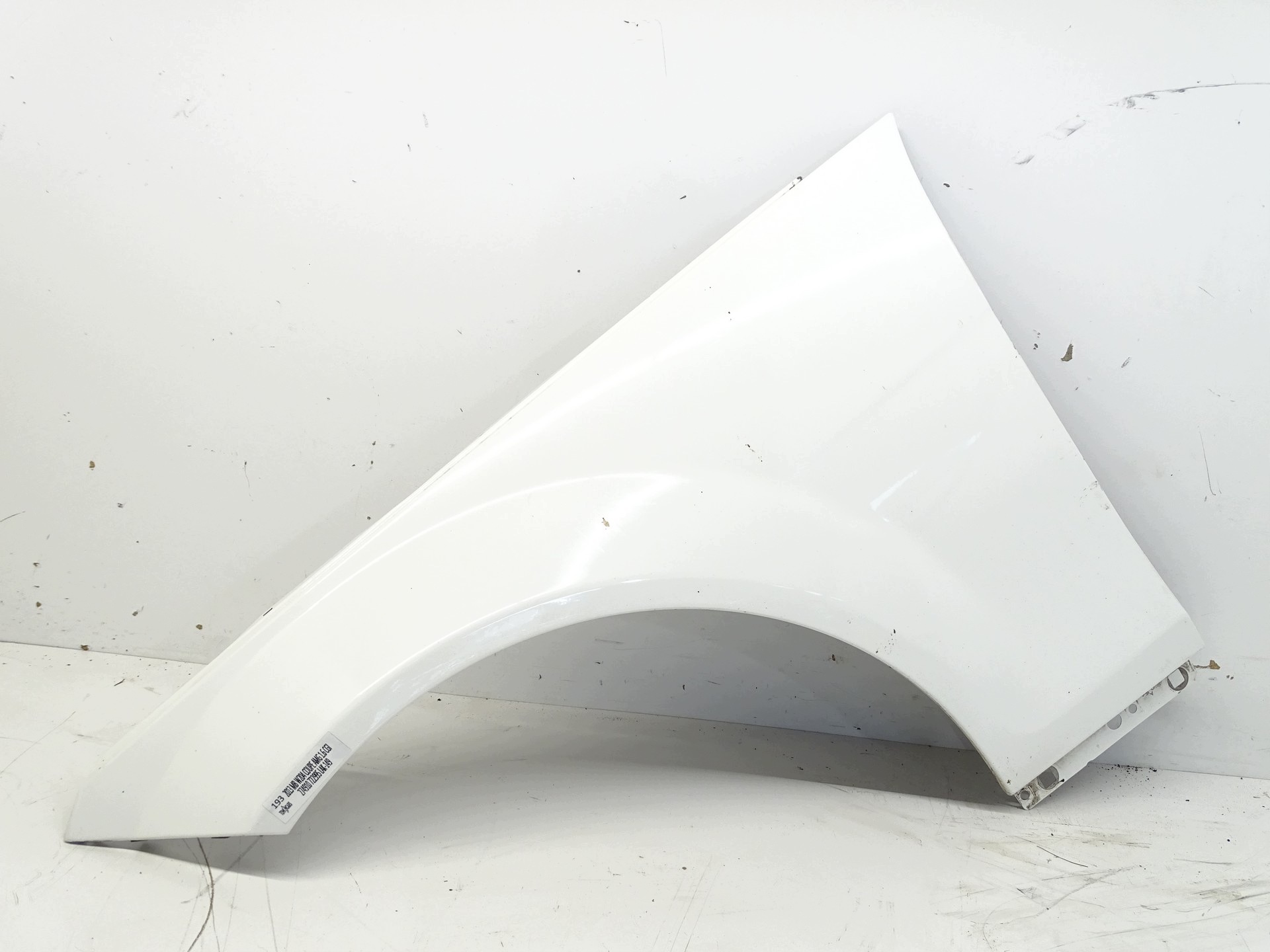 fender left front front MERCEDES W204 C-class paint 149
