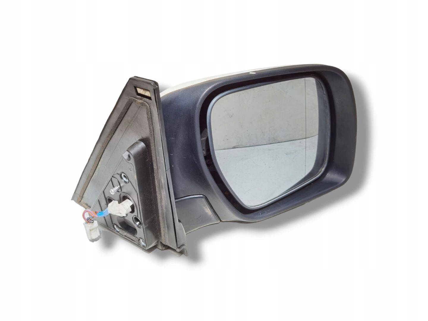 mirror exterior right side Mitsubishi Pajero 4 facelift V90 2014
