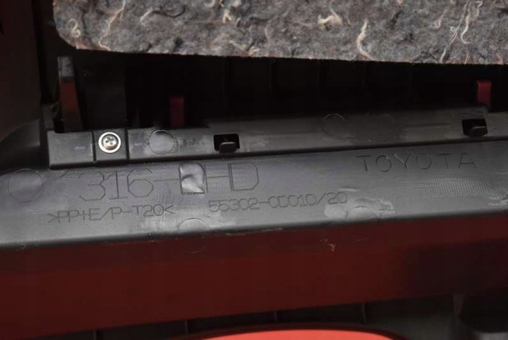 dashboard instrument panel console cockpit airbag EU TOYOTA YARIS 2 II 05-09