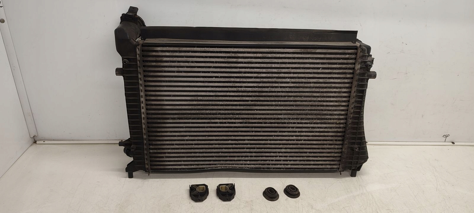 water cooler intercooler VW Passat B6 1,9 TDI