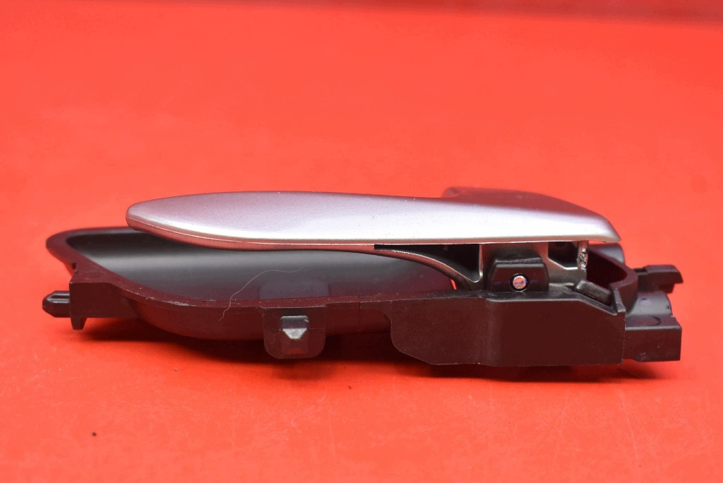 handle inner right front SREBRNA 82620-C7000 HYUNDAI I20 2 II 14-20
