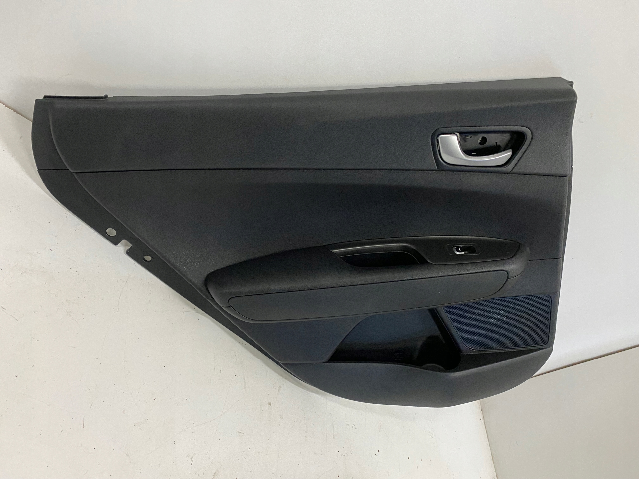 KIA OPTIMA IV KOMBI upholstery side door rear part