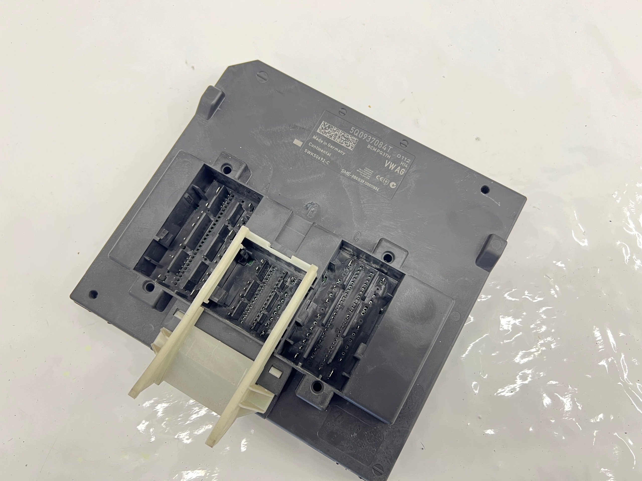 VW GOLF VII AUDI A3 8V control unit BORDNETZ 5Q0937084T