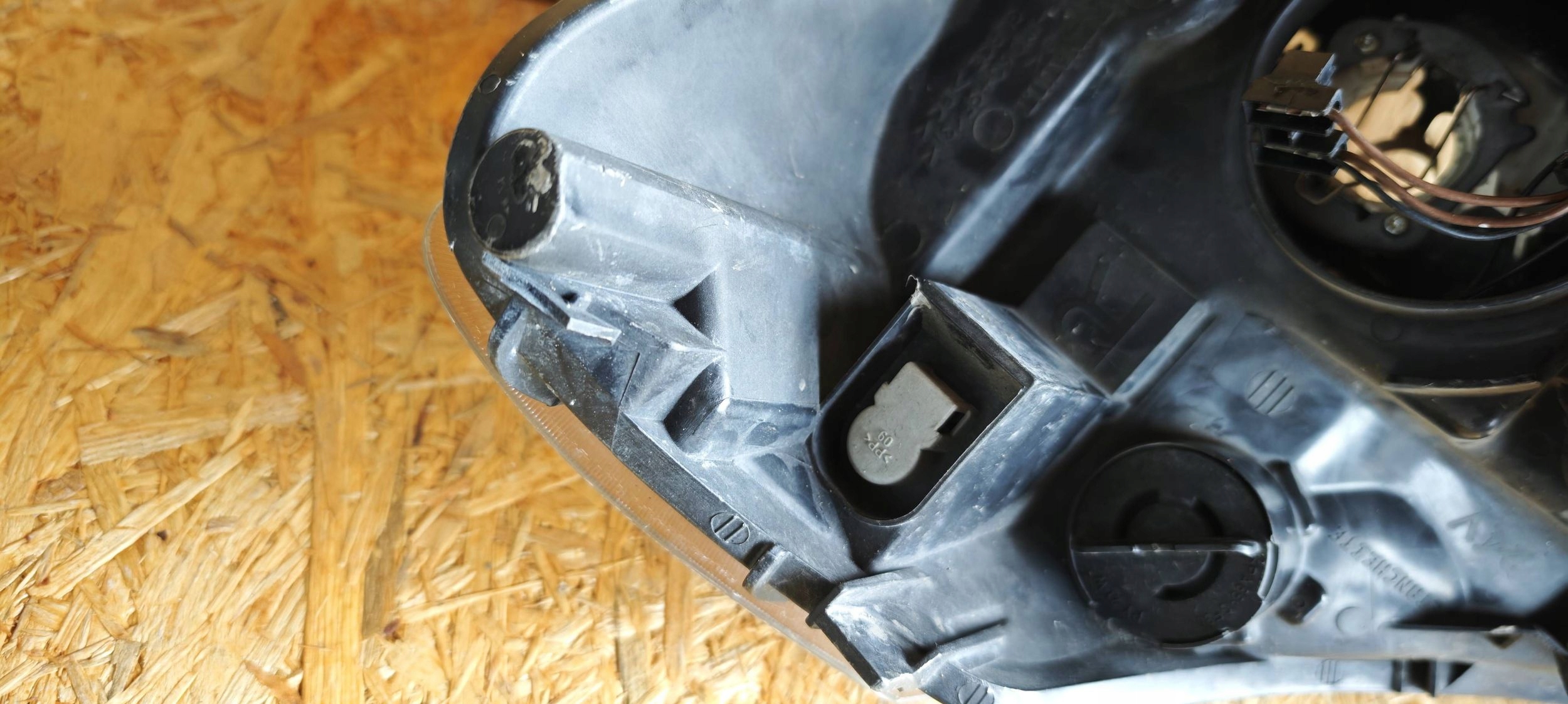 Reflektor vorne Seite rechts Renault Clio III