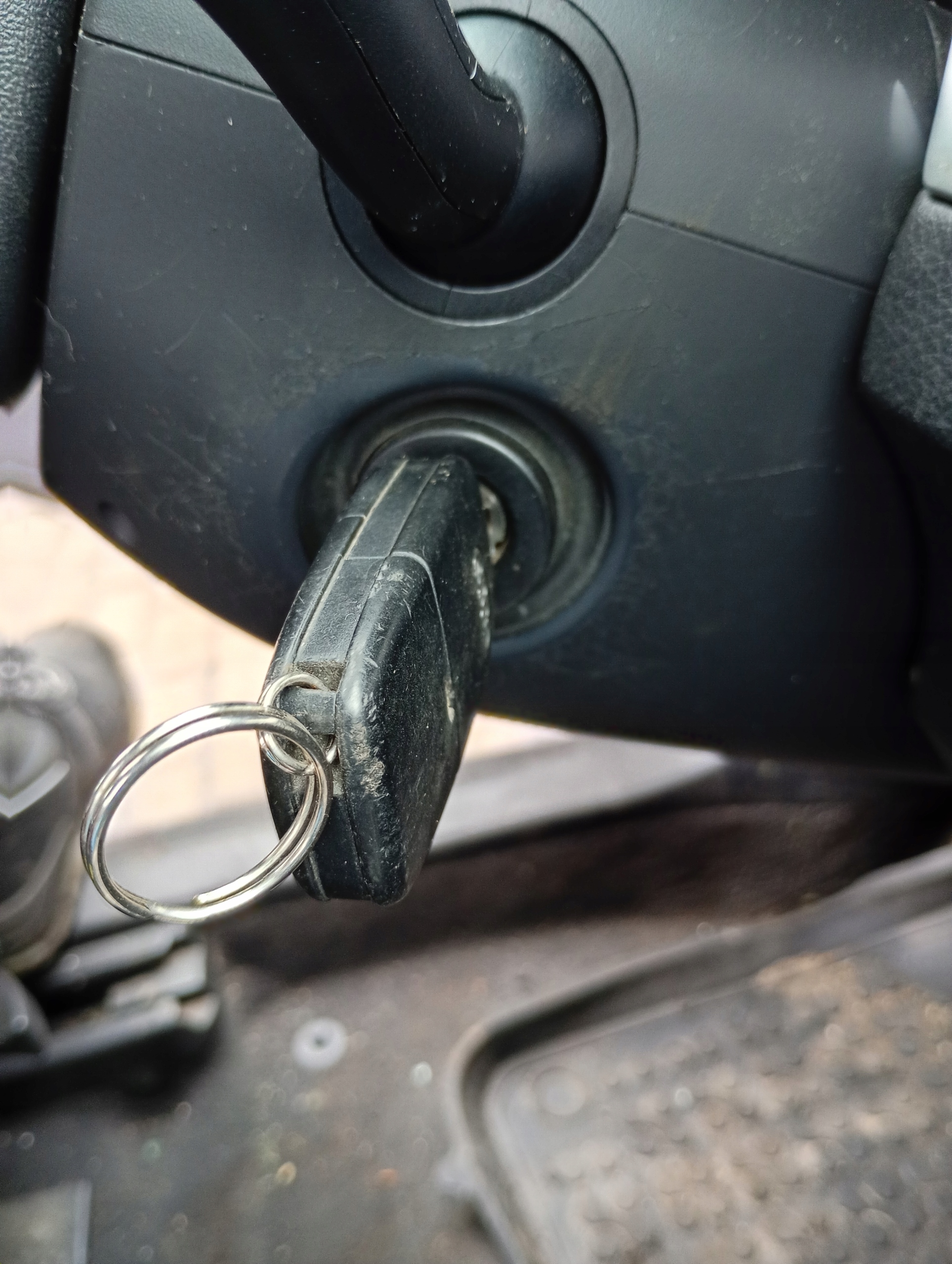 Audi A4 B6 00-06 ignition Z KLUCZYKIEM 2.4