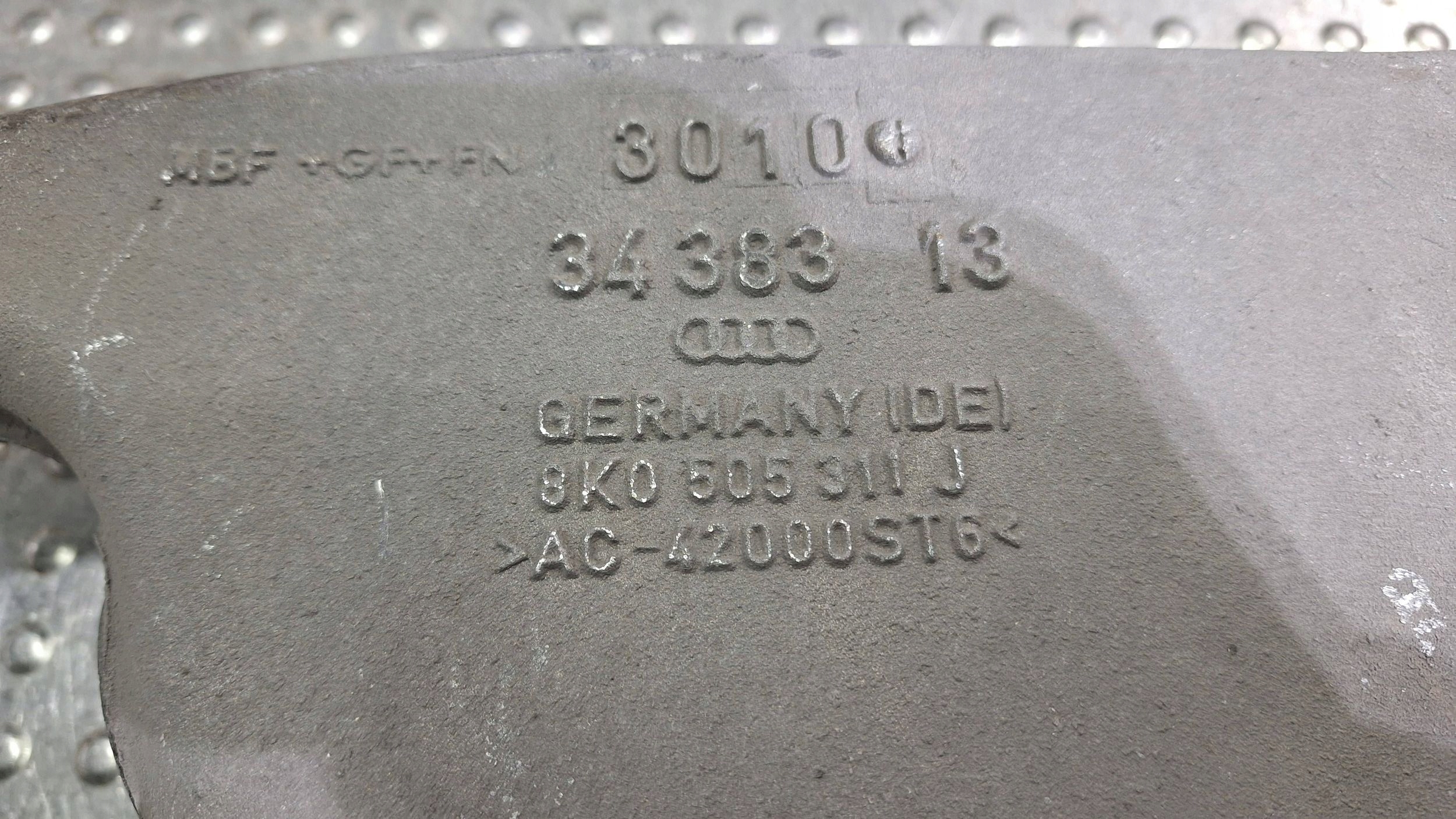 Querlenker Achsträgers links heck 8K0505311J AUDI A4 B8 A5 8T Original