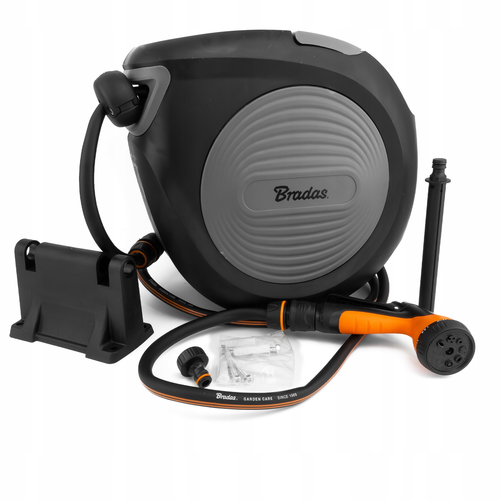 Automatický buben 20 m 1/2'' s pistolí, nástěnný navíječ na hadice