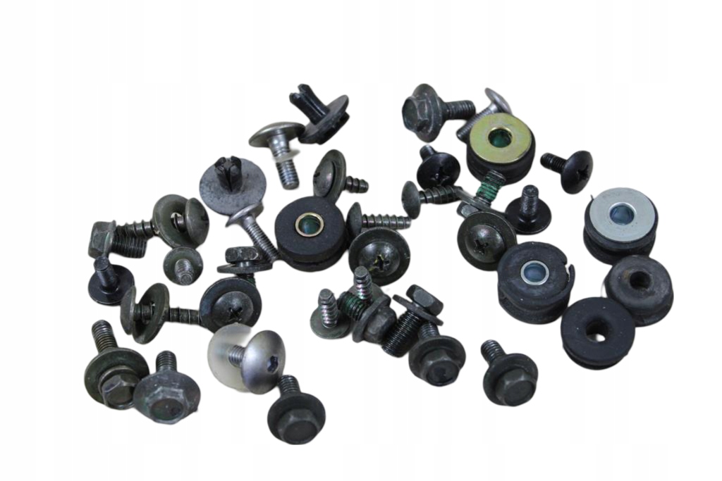 YAMAHA FZS600 FAZER RJ025 ŚRUBY + GUMY TULEJE OWIEWEK