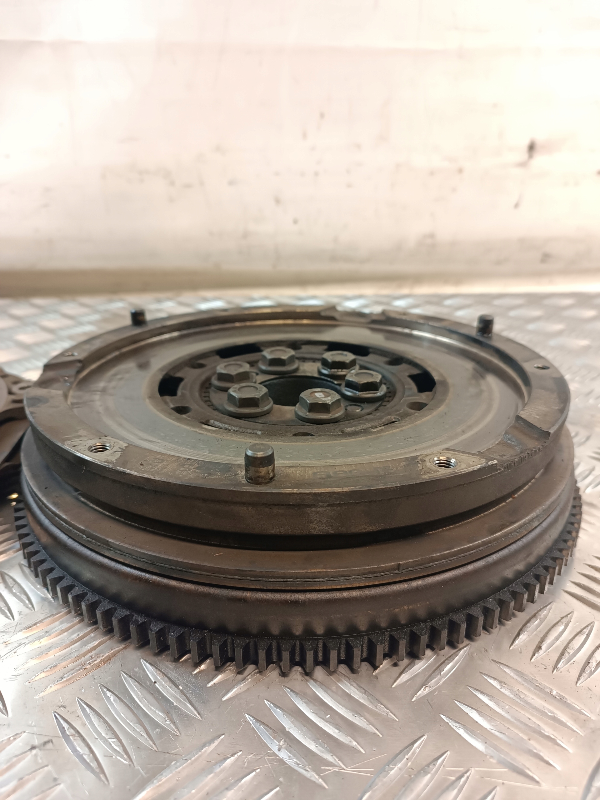DWUMASA di pressione BMW E46 N46 316i 85kW 2004r
