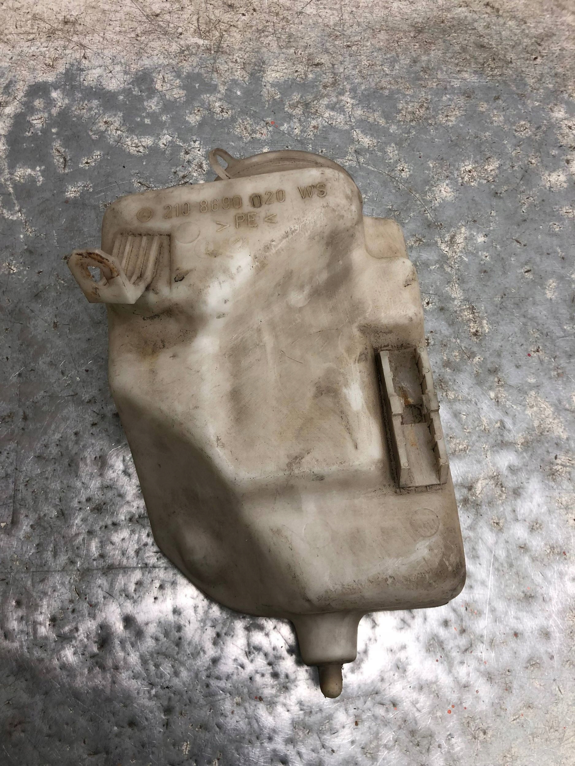 washer fluid tank MERCEDES W210 2108690020