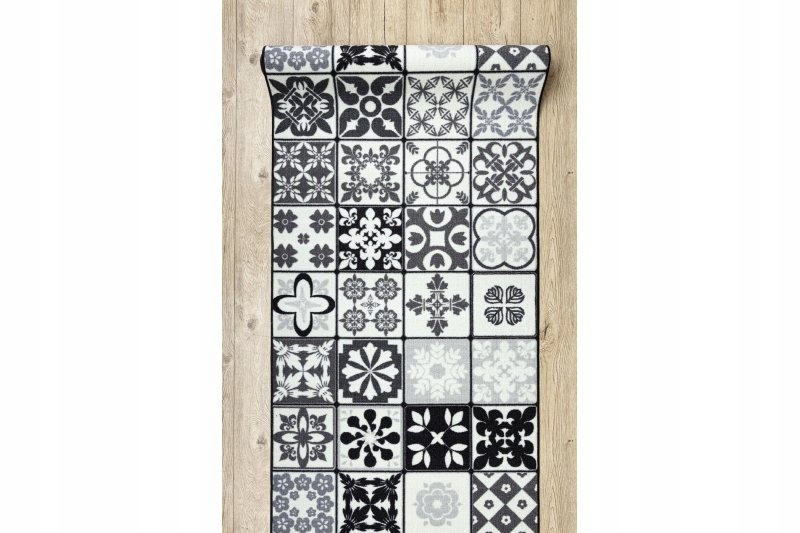 Chodnik antypoślizgowy podgumowany nowoczesny czarny / złoty szer. 67 cm Szerokość produktu 67 cm