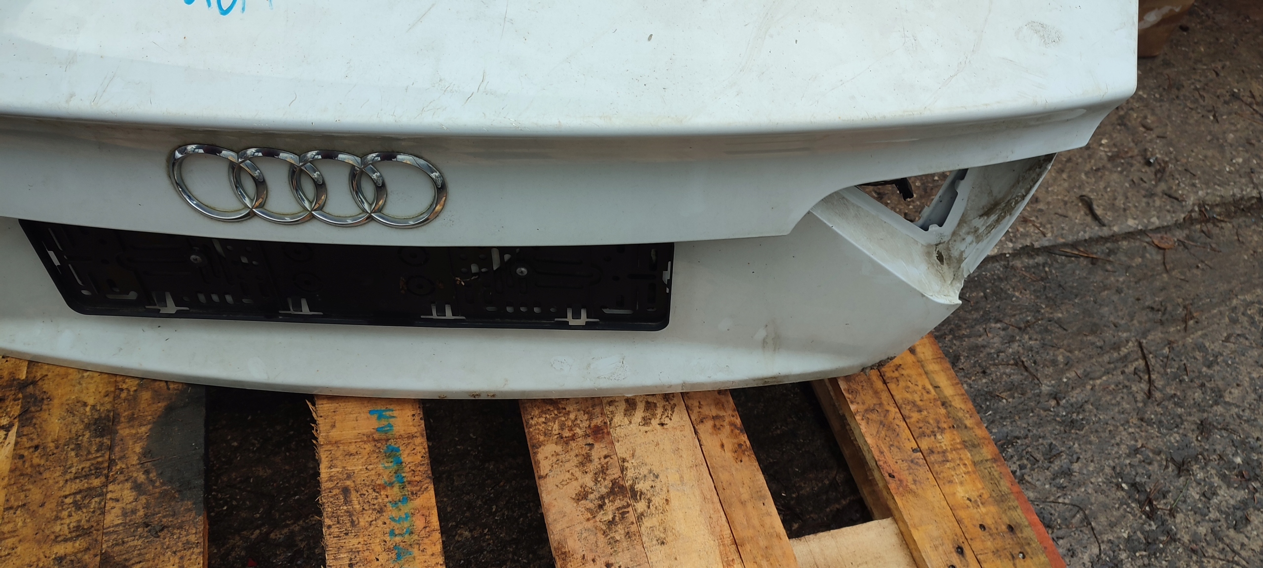 boot door audi a5 8t sportback biala- without windows
