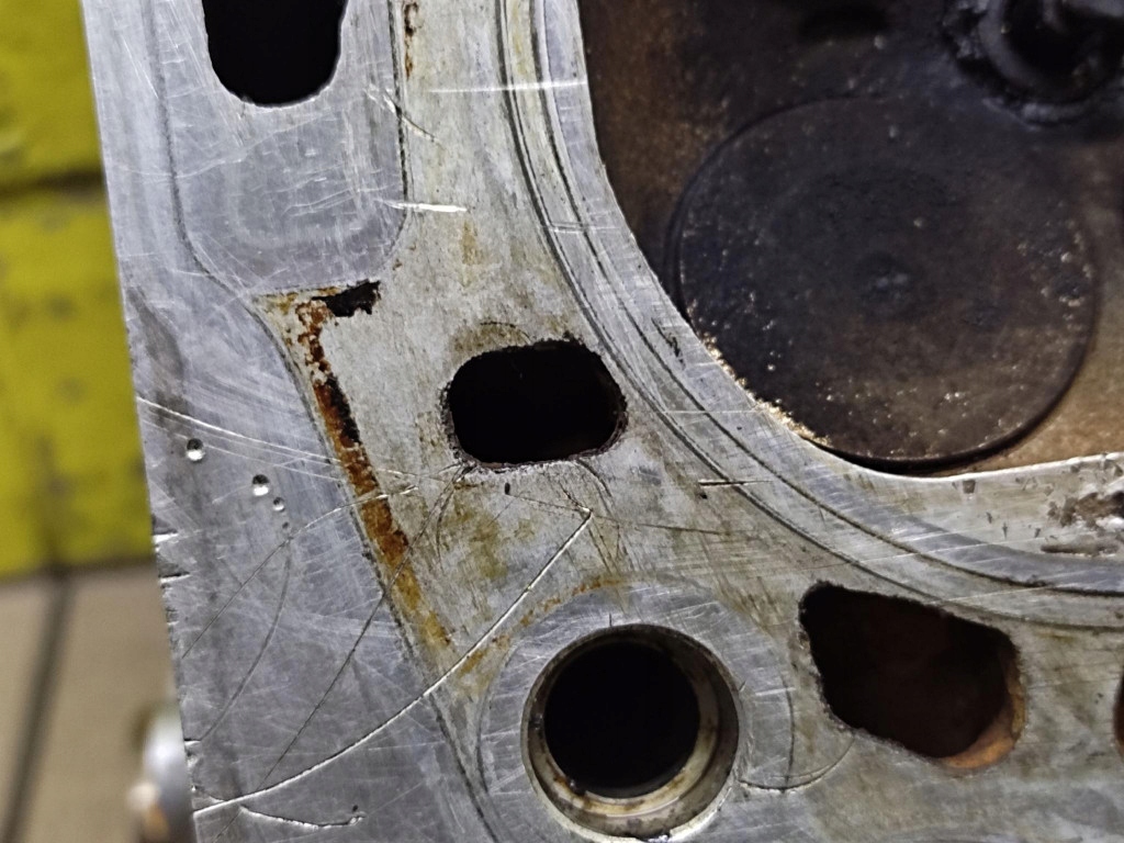 PEUGEOT 206 1.6 16V TESTATA Motore 9636076010