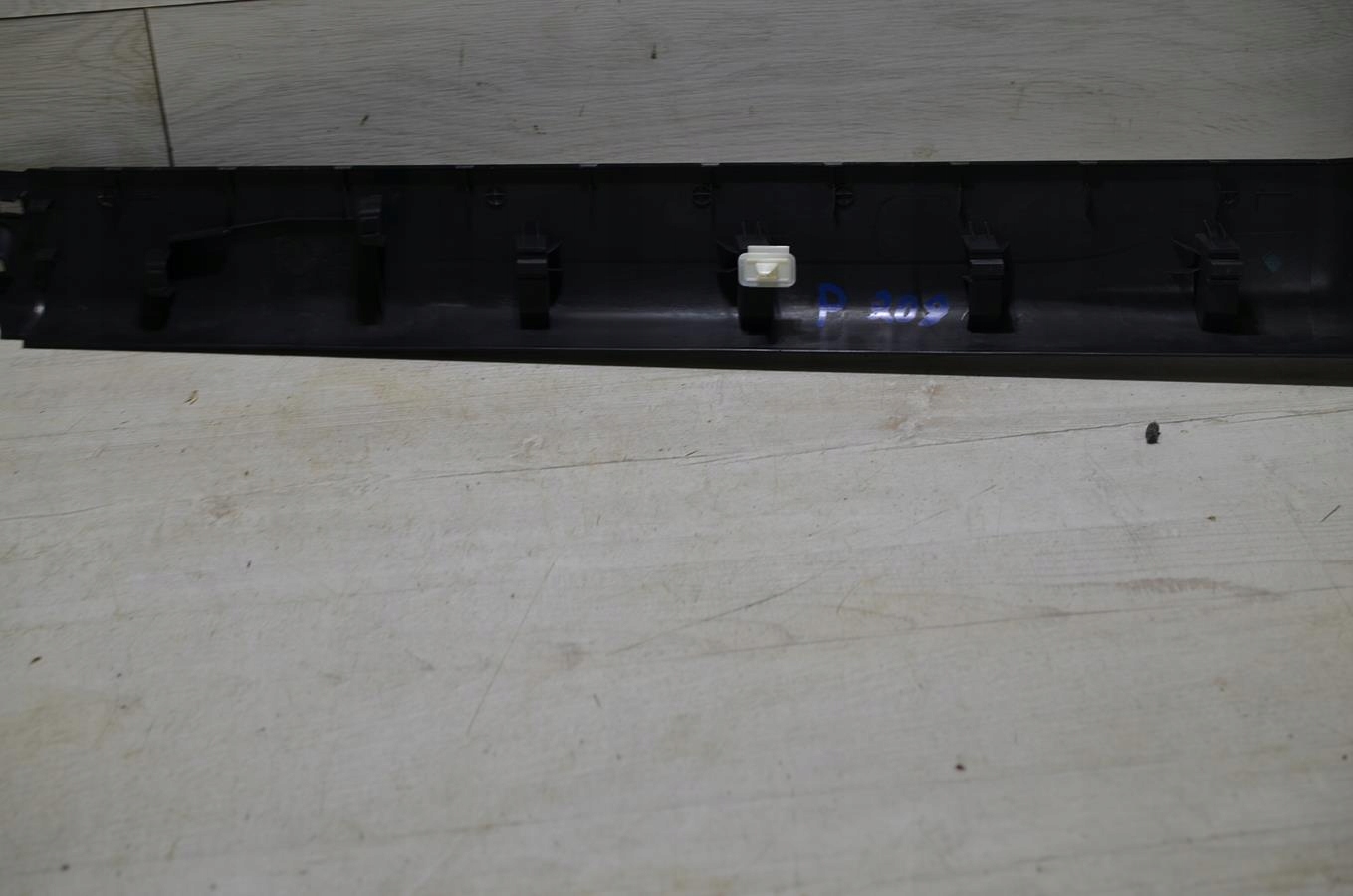 kryt PRAHU pravá 3D PEUGEOT 208 a