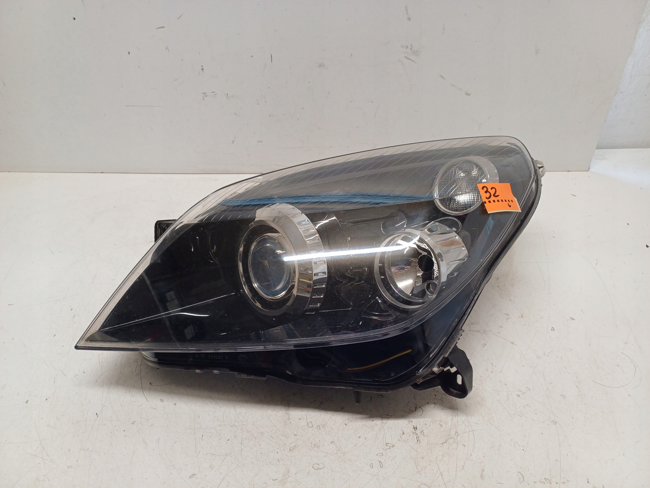 OPEL ASTRA III H 04- LAMPA LEWA PRZÓD XENON - CAŁA