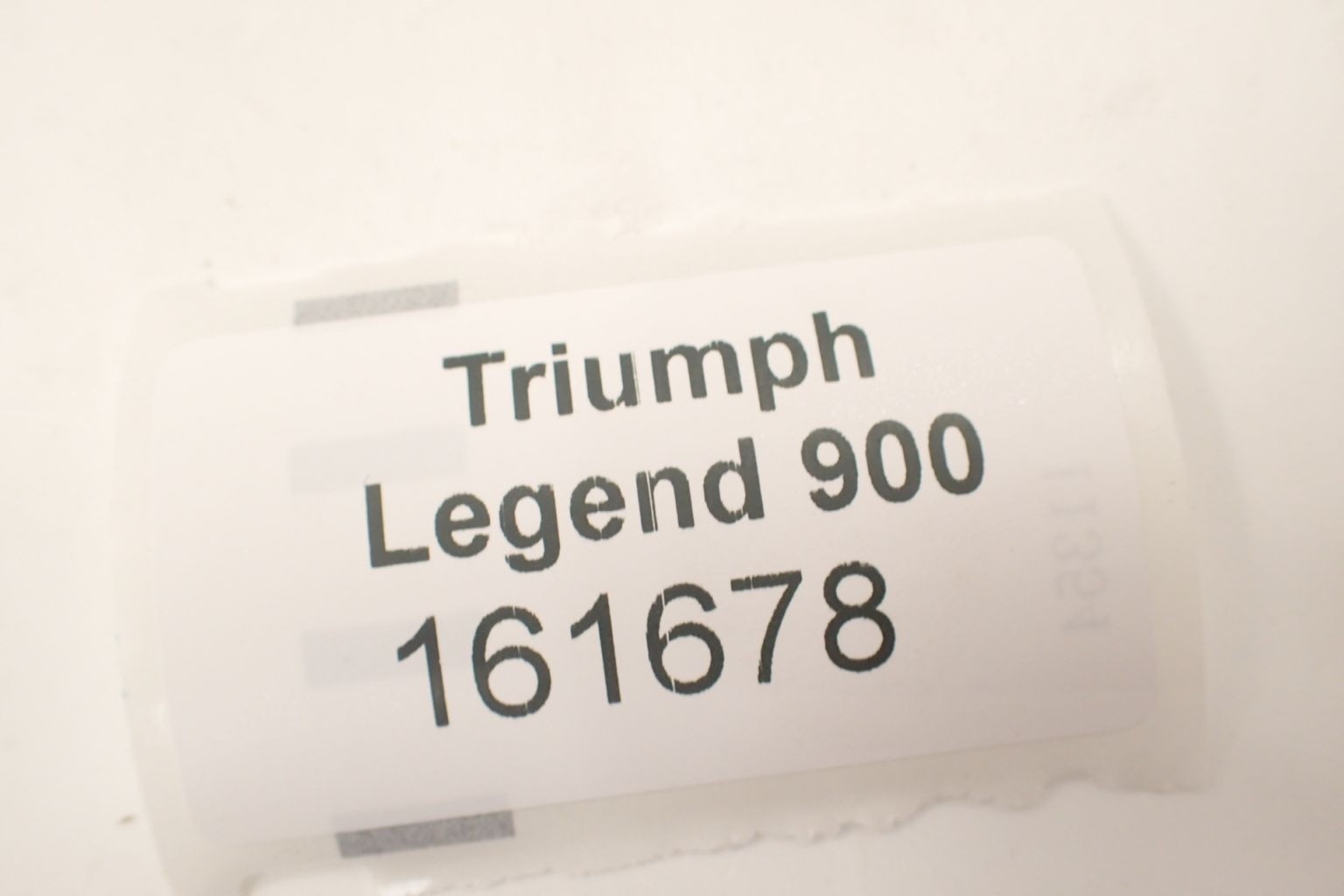 Triumph Legend 900 TT Śruby z demontażu Numer katalogowy części 161678