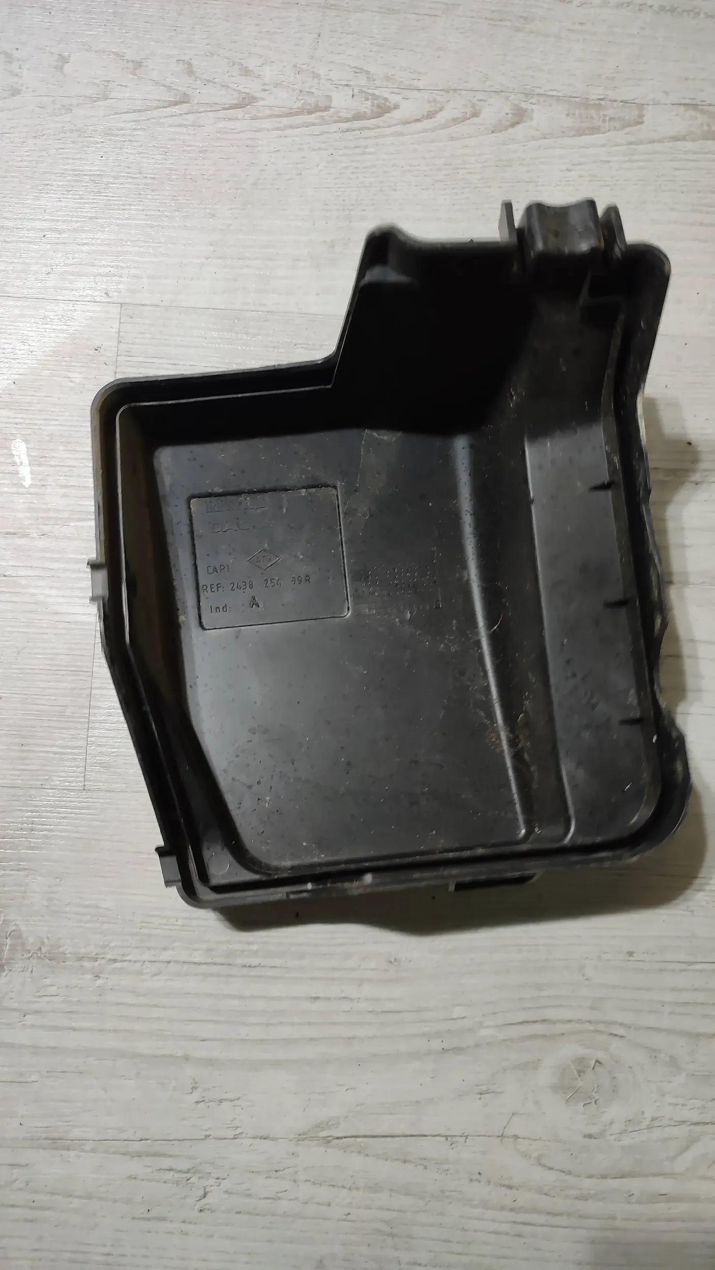 Dacia Sandero 2012 Abdeckung des Sicherungskastens