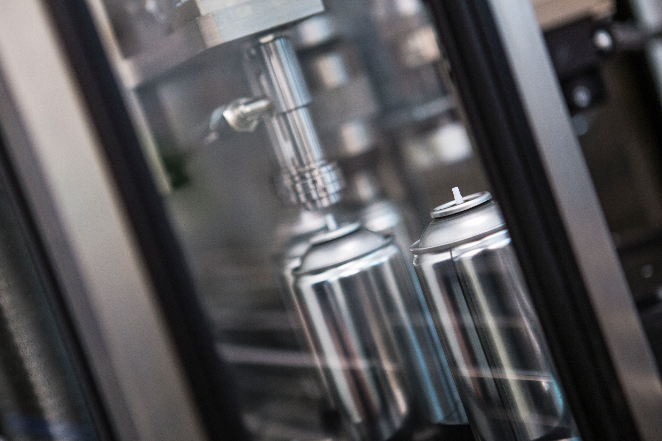 ZMYWACZ ODTŁUSZCZACZ DO HAMULCÓW 36 SZTUK 600ml Producent Inny