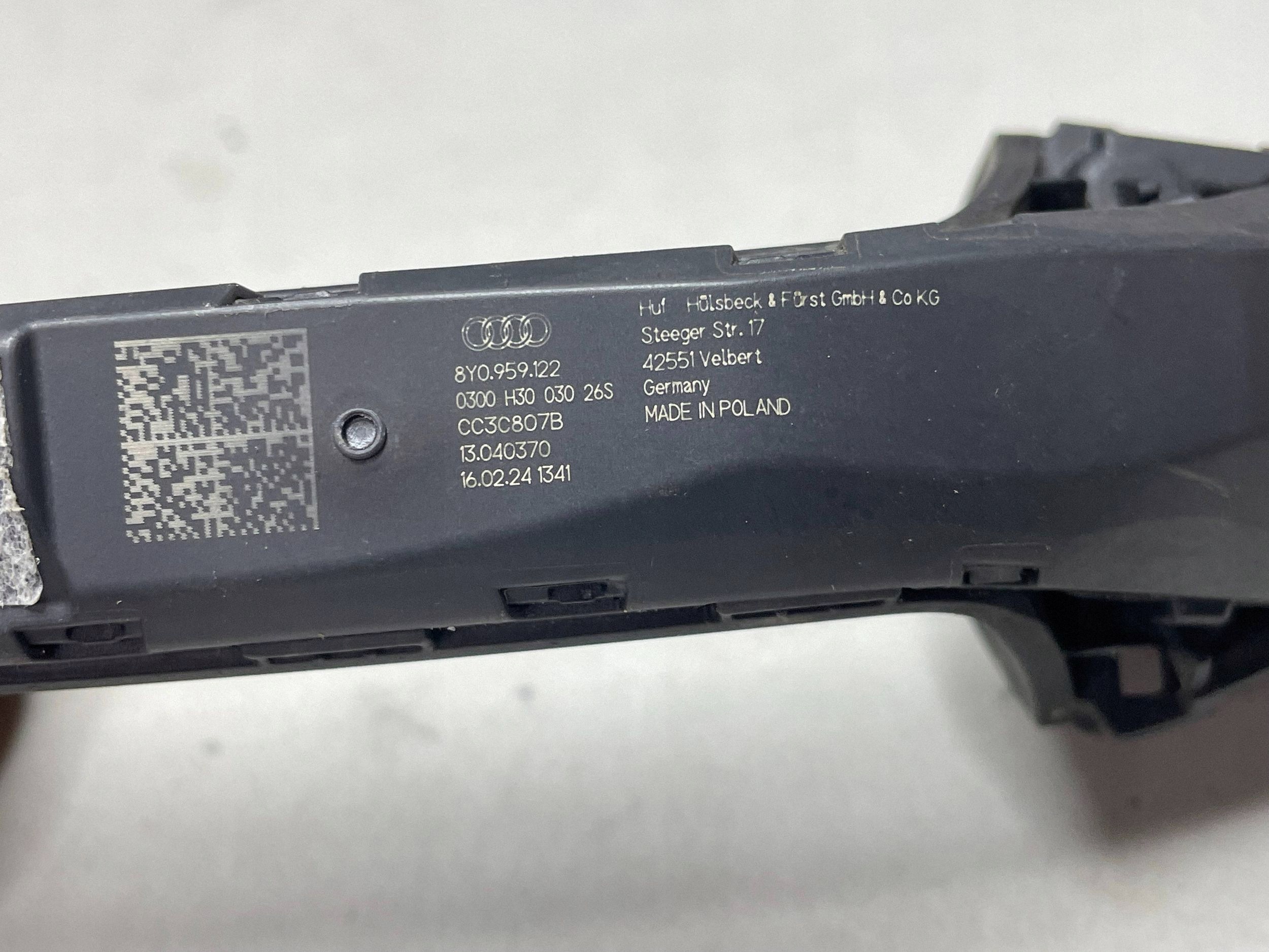 exterior handle door front right SKODA OCTAVIA MK4 8Y0959122 @A