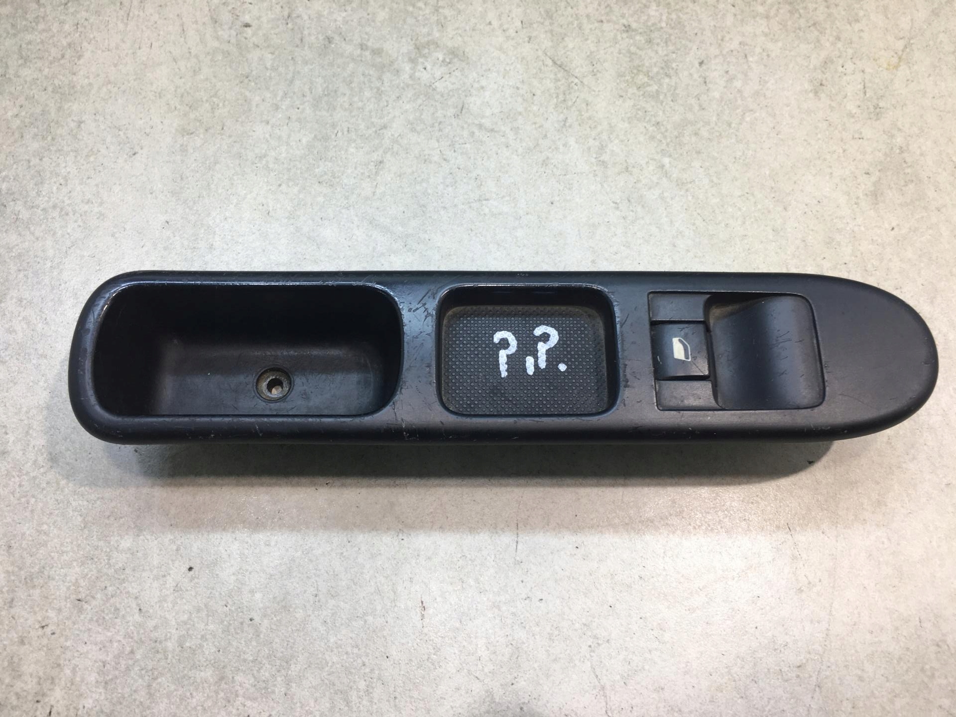PANEL windows right front PEUGEOT 307 SW 96351625XT