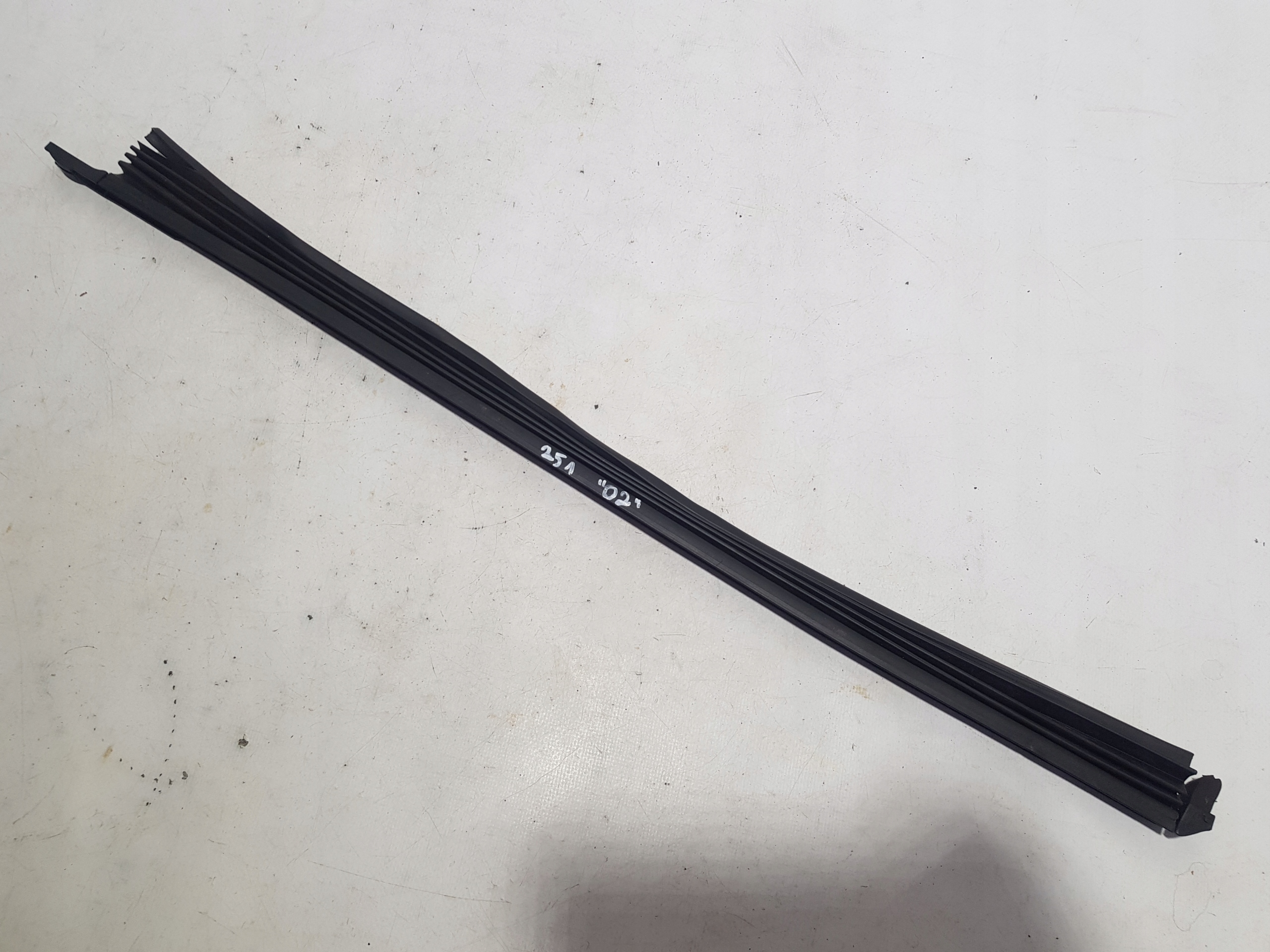 PROWADNICA Blende Abdeckung PANORAMY Schiebedach MERCEDES W251
