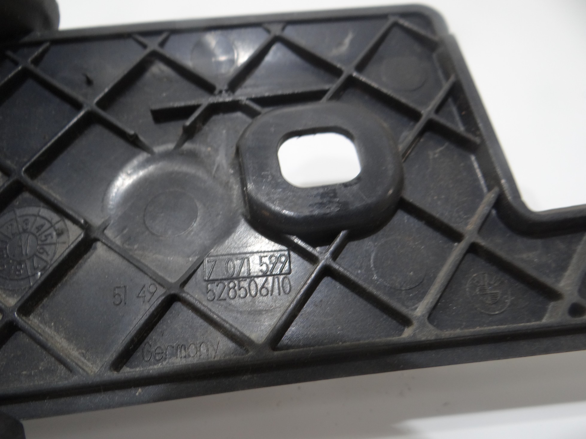 Blende Abdeckung Scharnier heckklappe BMW E61 7071599 7071600 KOMPLET