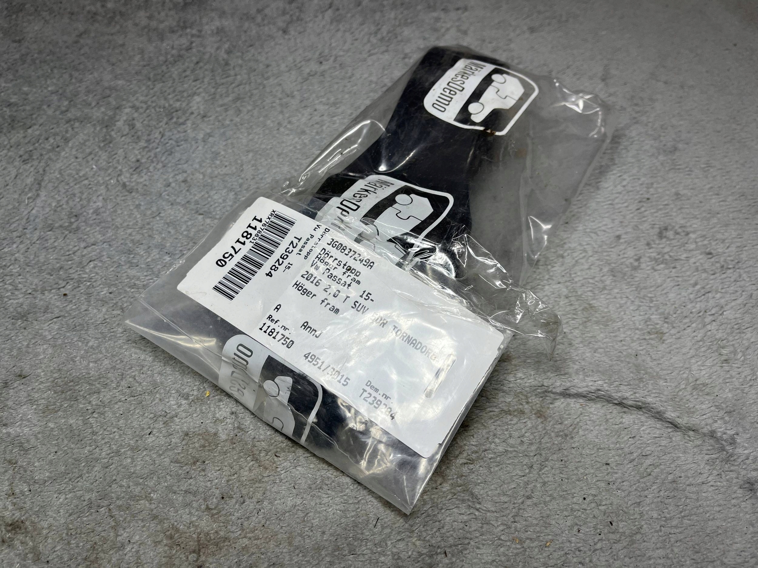 limiter door przednich Volkswagen PASSAT B8 3G0837249A