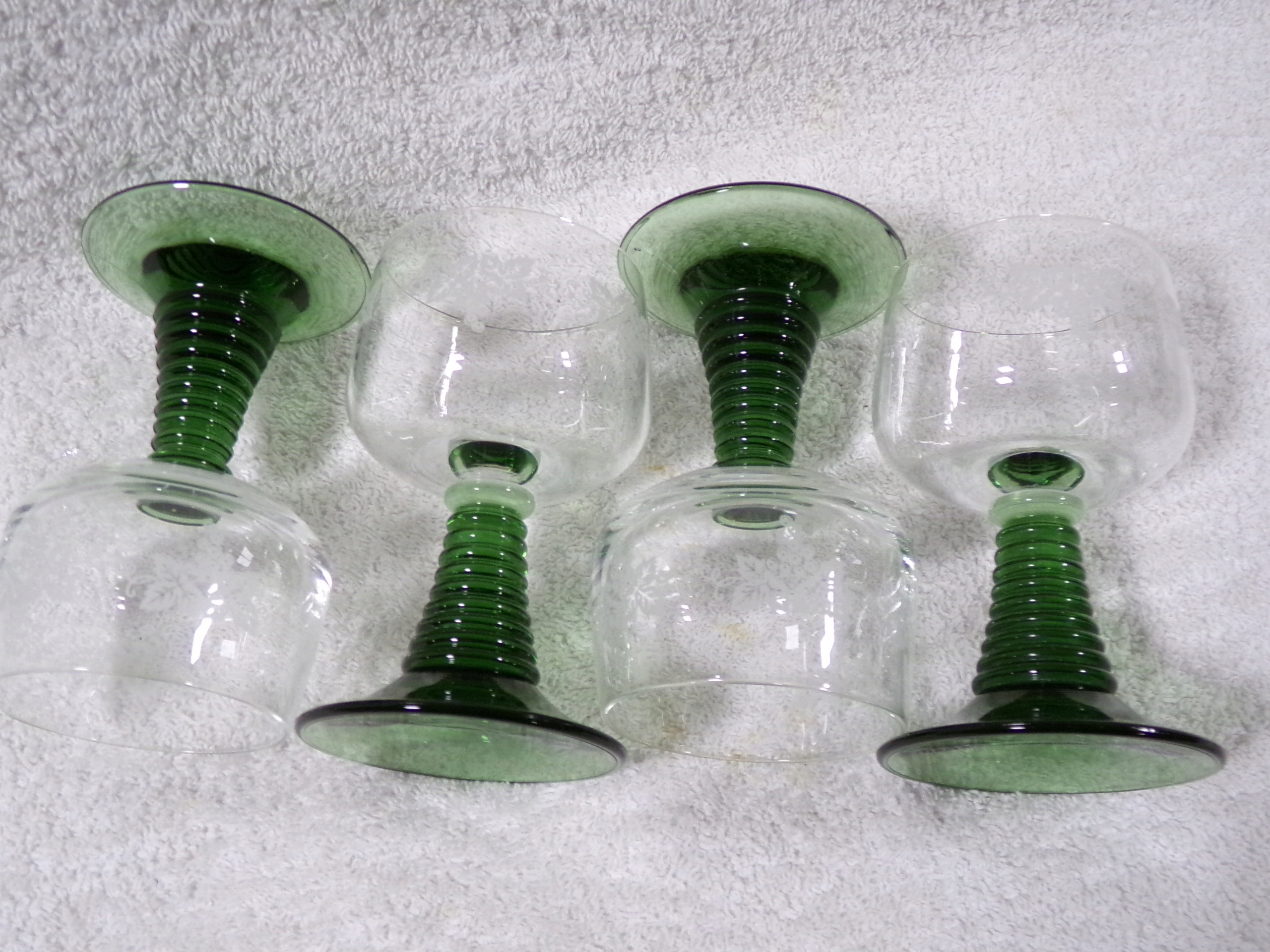 Piękne kieliszki -REMERY