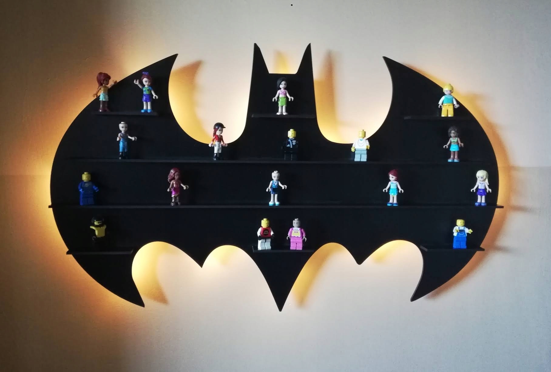 Lampka Półka BATMAN na figurki duża LED + gratis ! Materiał MDF