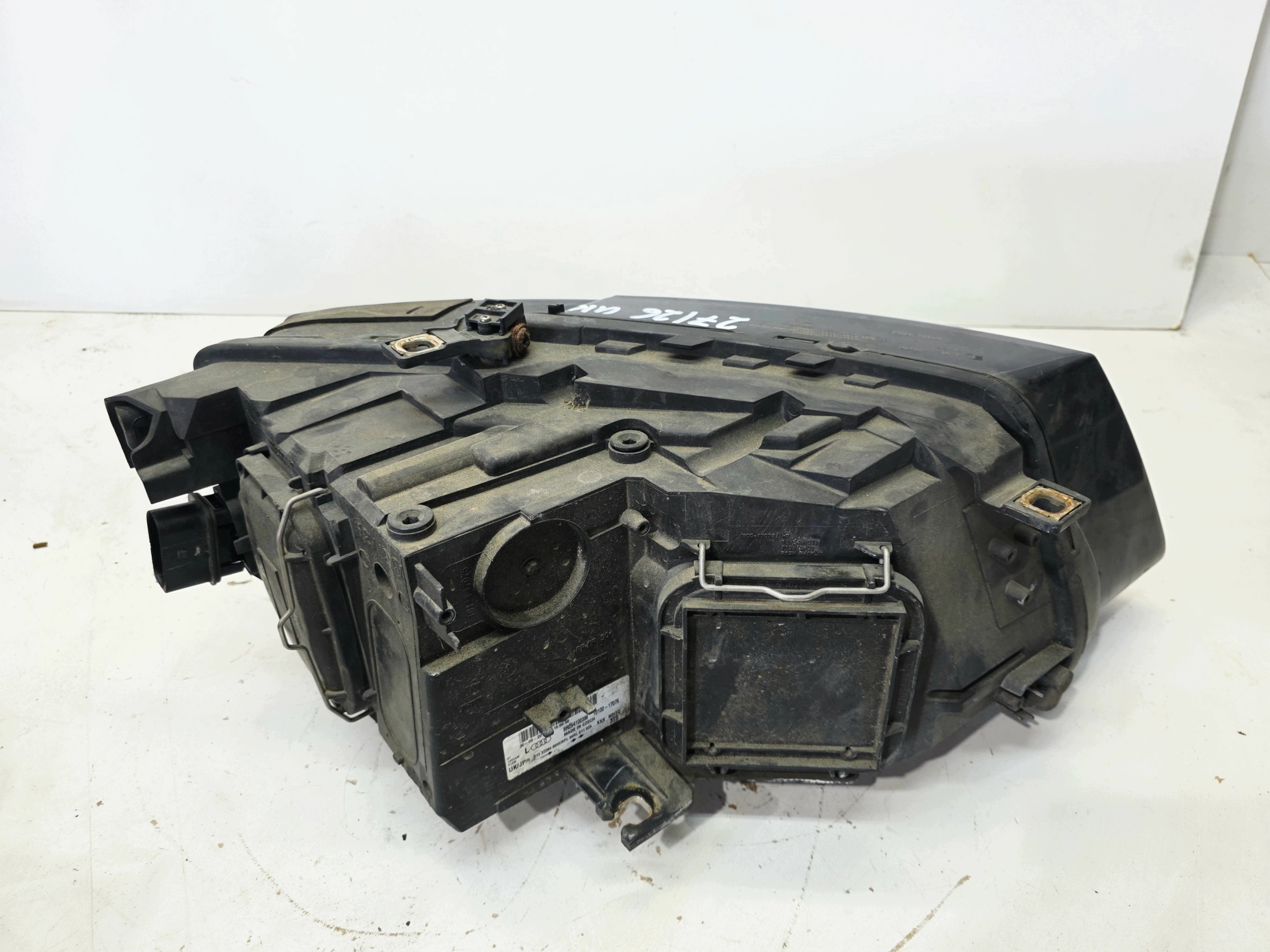 REFLEKTOR light left front AUDI Q5 8R 8R0941003M 27/26 UK
