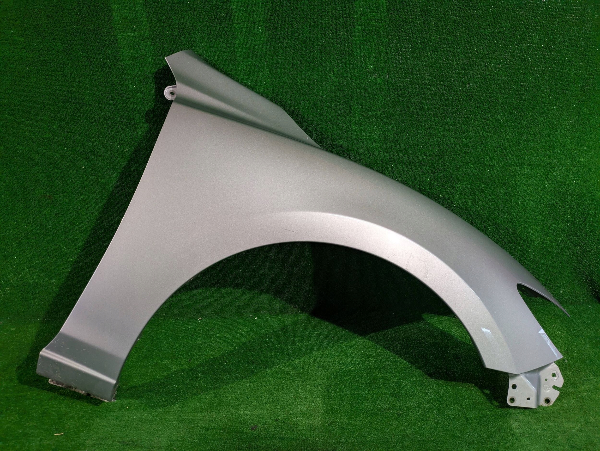 fender front right front MAZDA 6 GJ