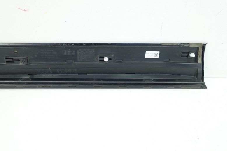 moulding door right front AUDI Q5 SQ5 8R0853960B