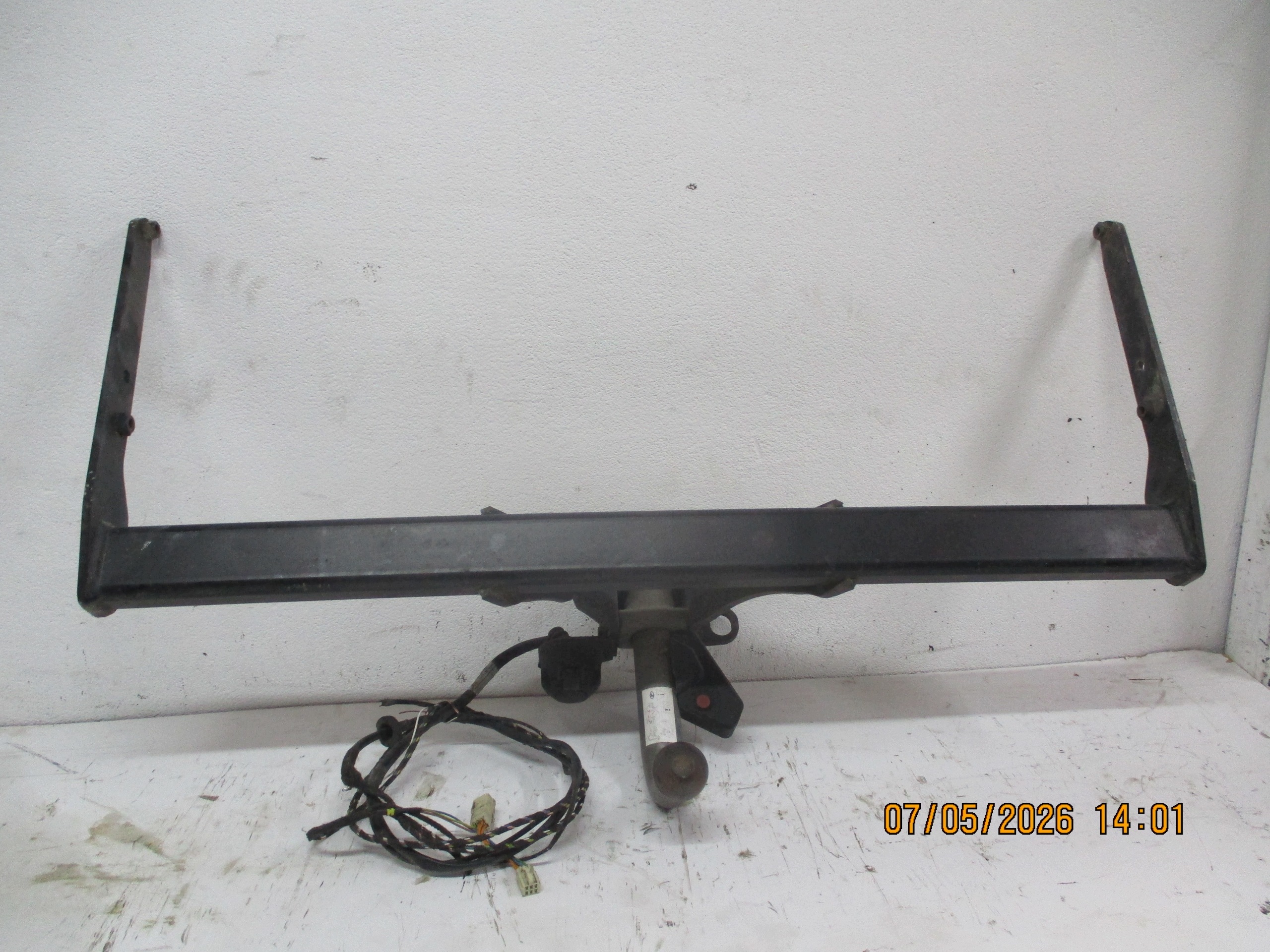 bumper support towing SUZUKI SX4