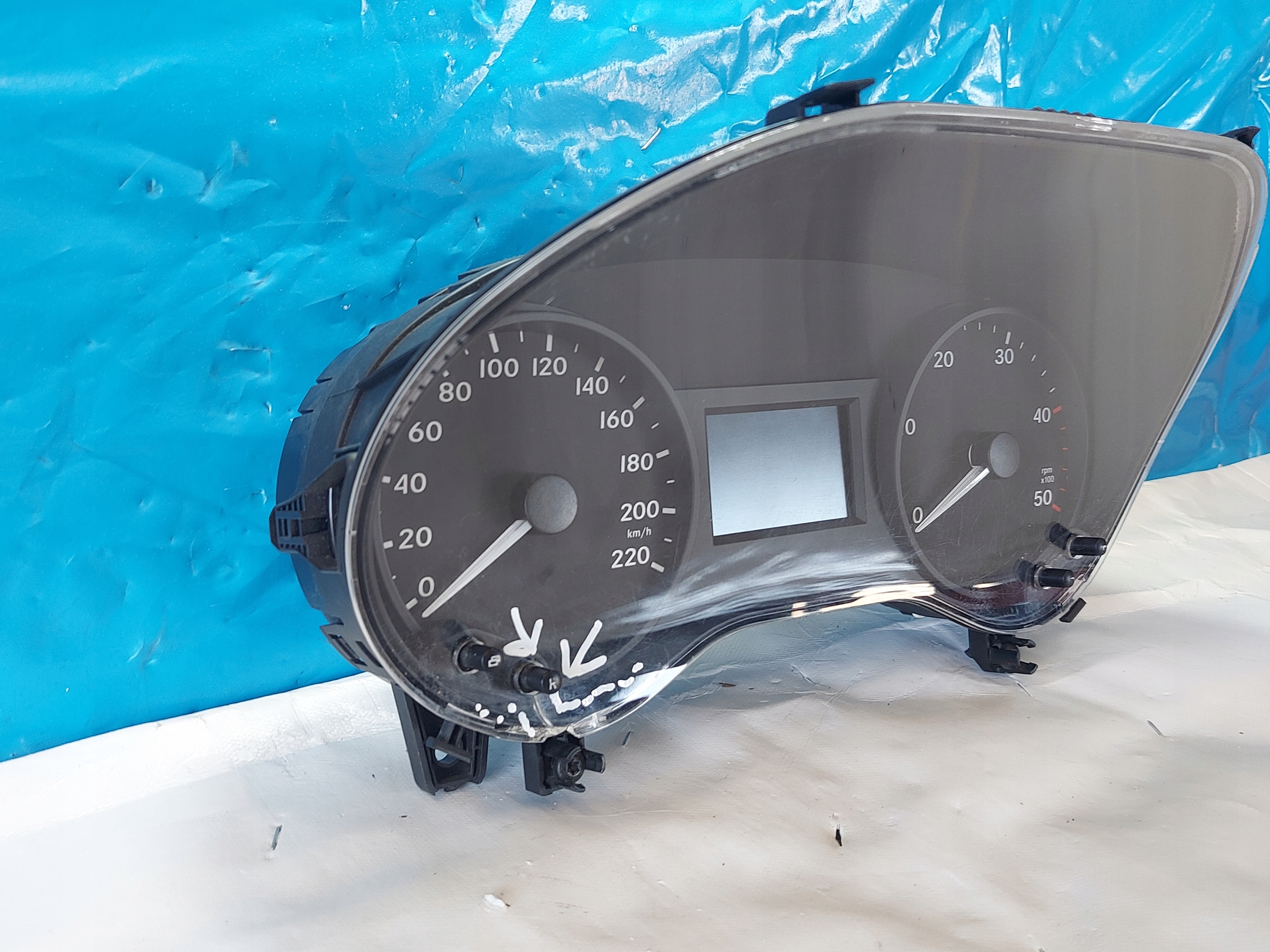 dials clock MERCEDES VITO W447 2015r 2.2 A4479002007