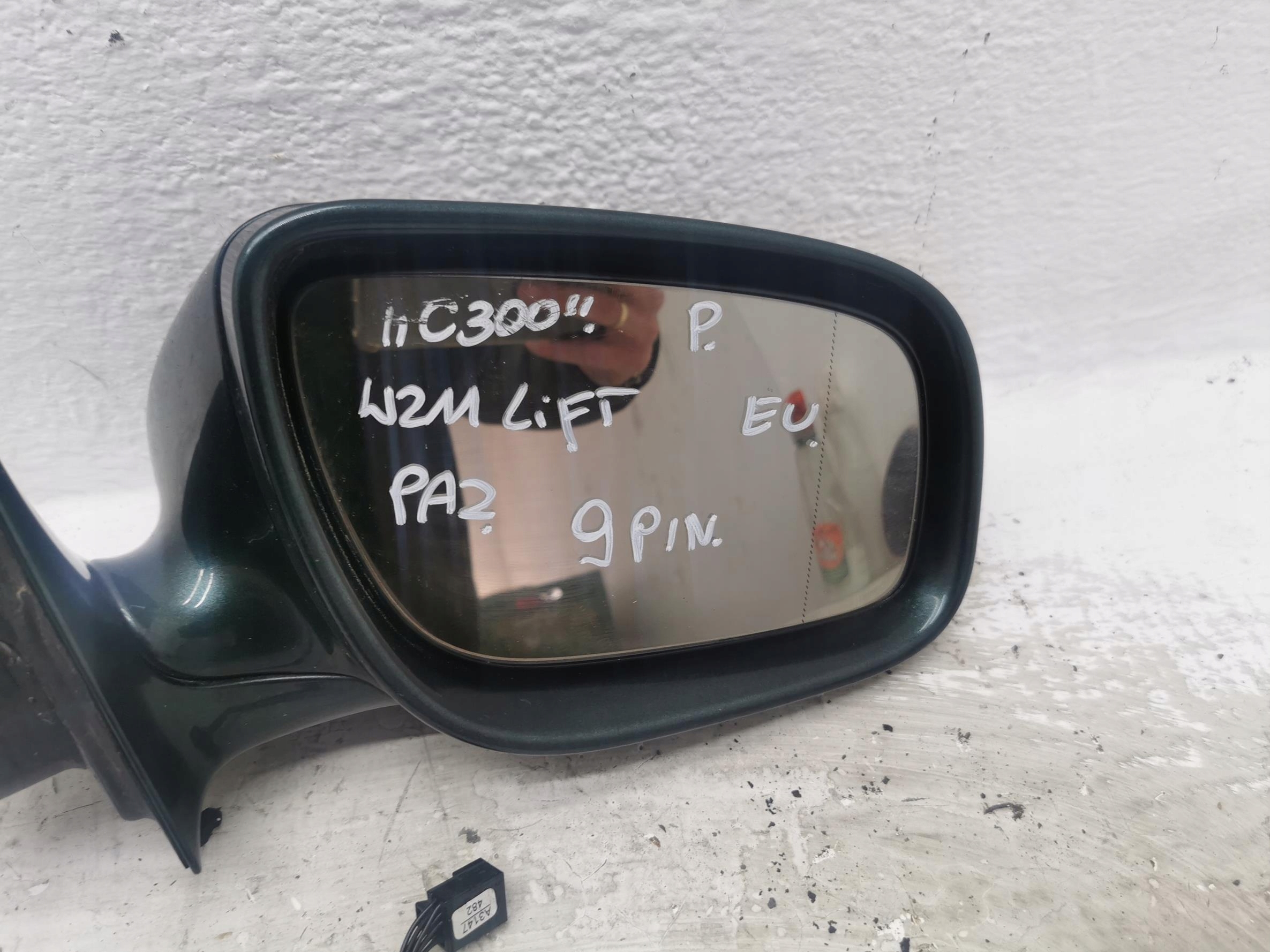 mirror right MERCEDES E-KLASA W211 9 PIN C300 EU