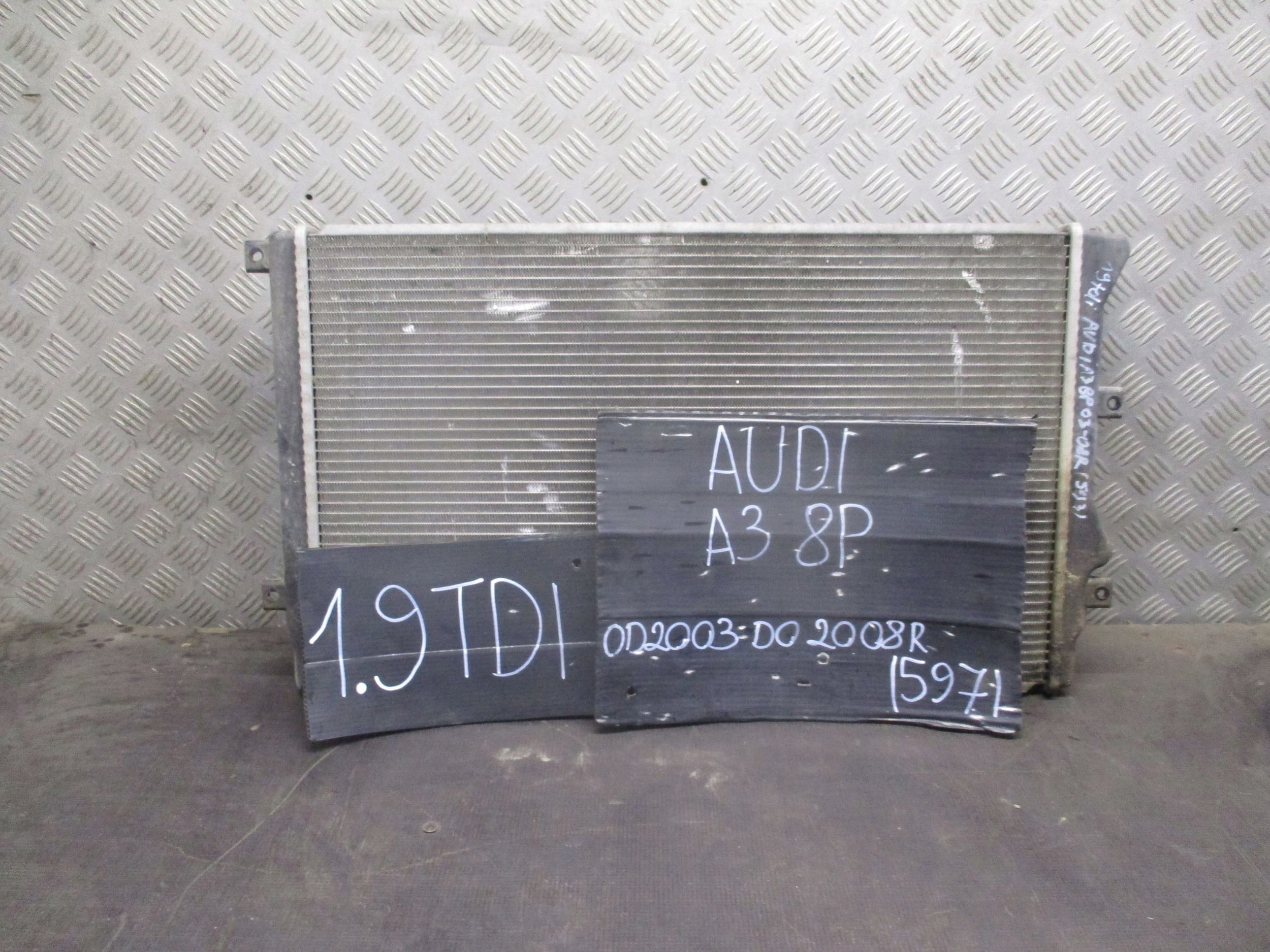 радиатор охлаждения воды Audi A3 8P 03-08R