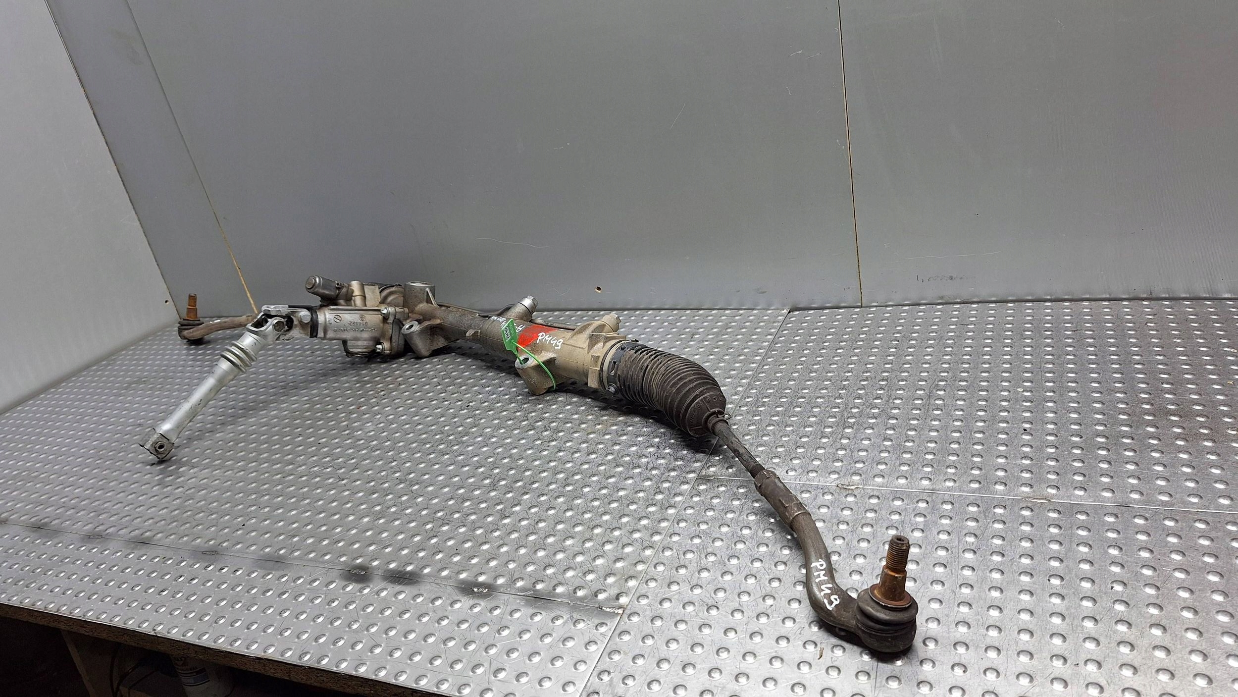 servo control SERVOTRONIC A2044606700 MERCEDES C KLASA W204