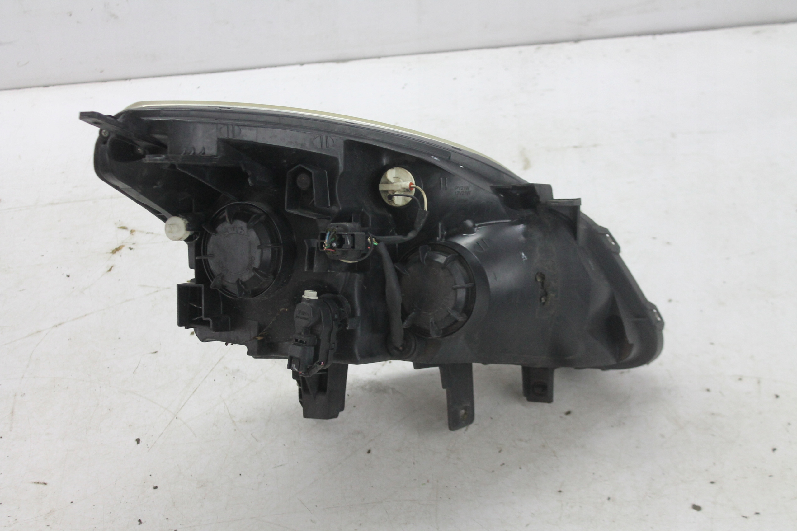 light left front RENAULT KOLEOS and 07-11 UK